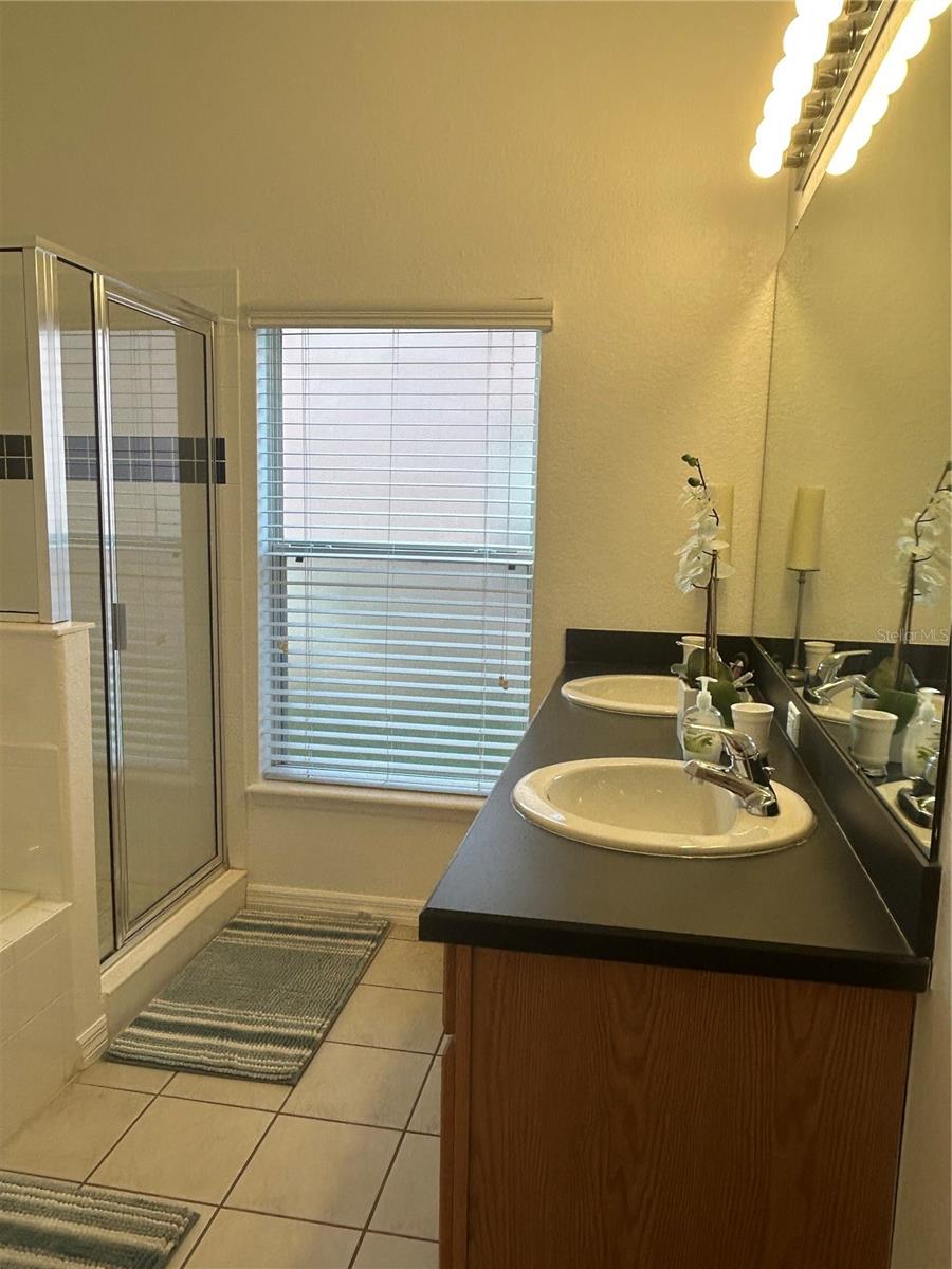 437 CADIZ LOOP, DAVENPORT, FL, 33837