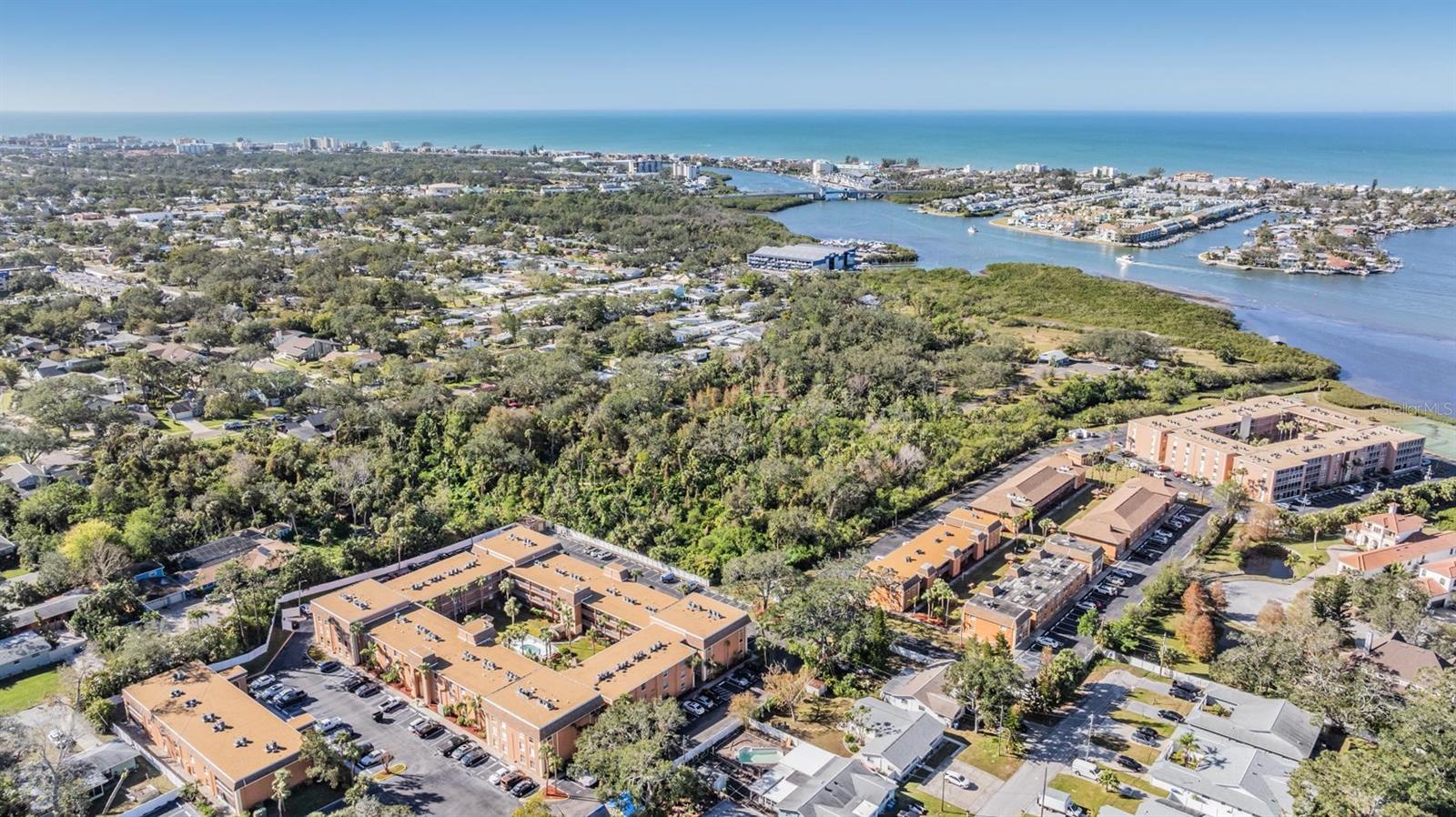 12760 INDIAN ROCKS RD #582, LARGO, FL, 33774
