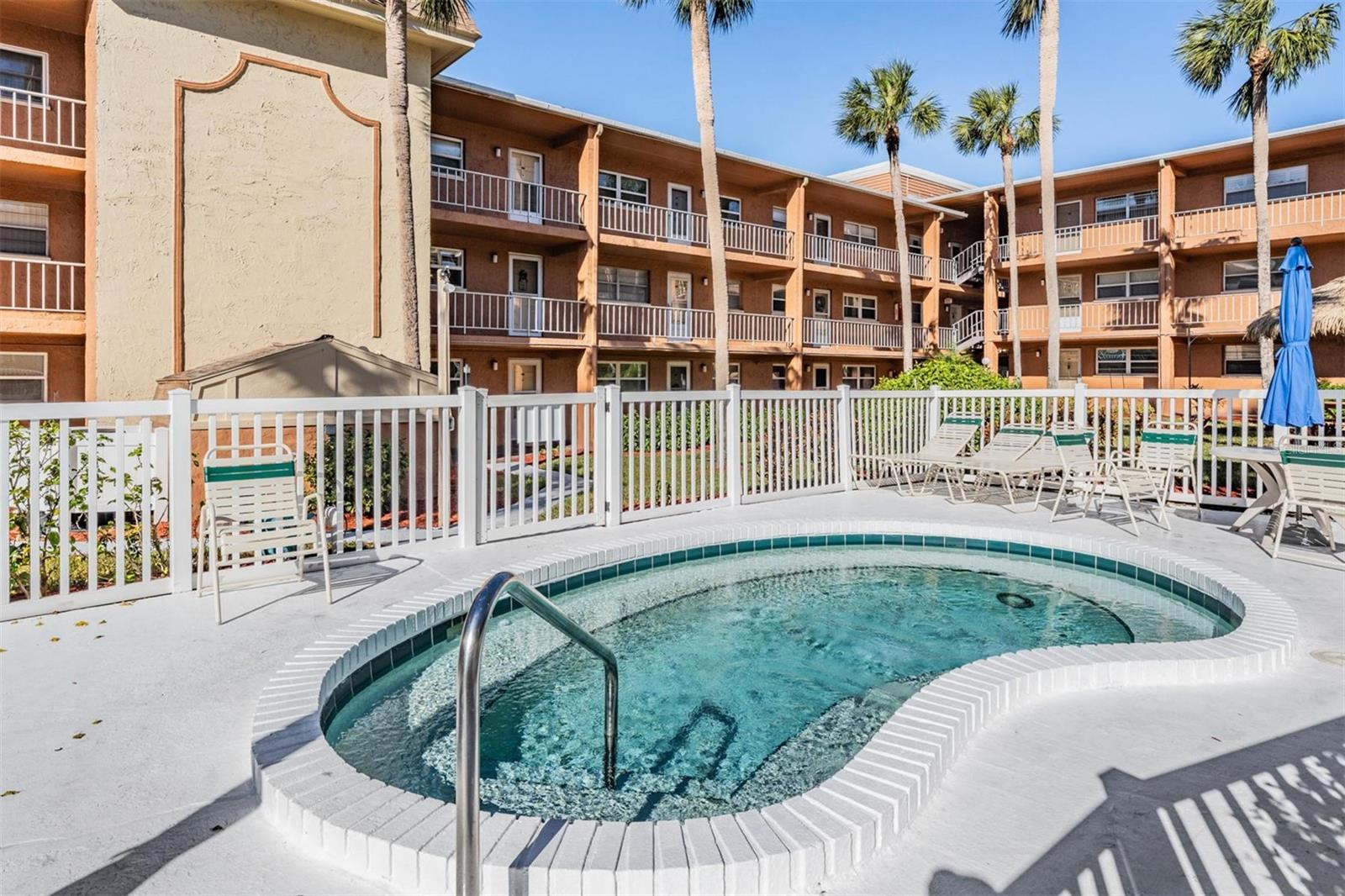 12760 INDIAN ROCKS RD #582, LARGO, FL, 33774