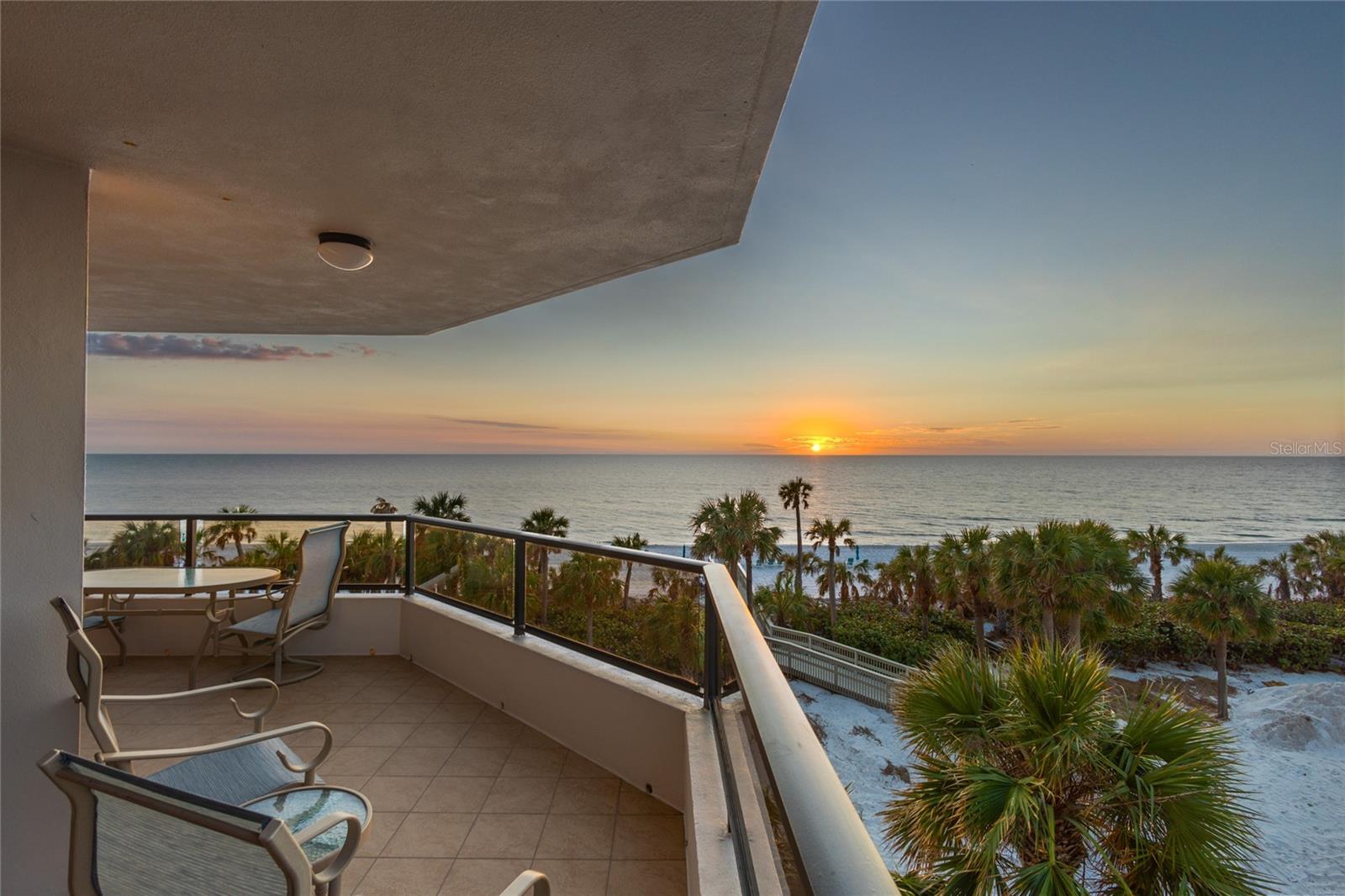 575 SANCTUARY DR #A201, LONGBOAT KEY, FL, 34228