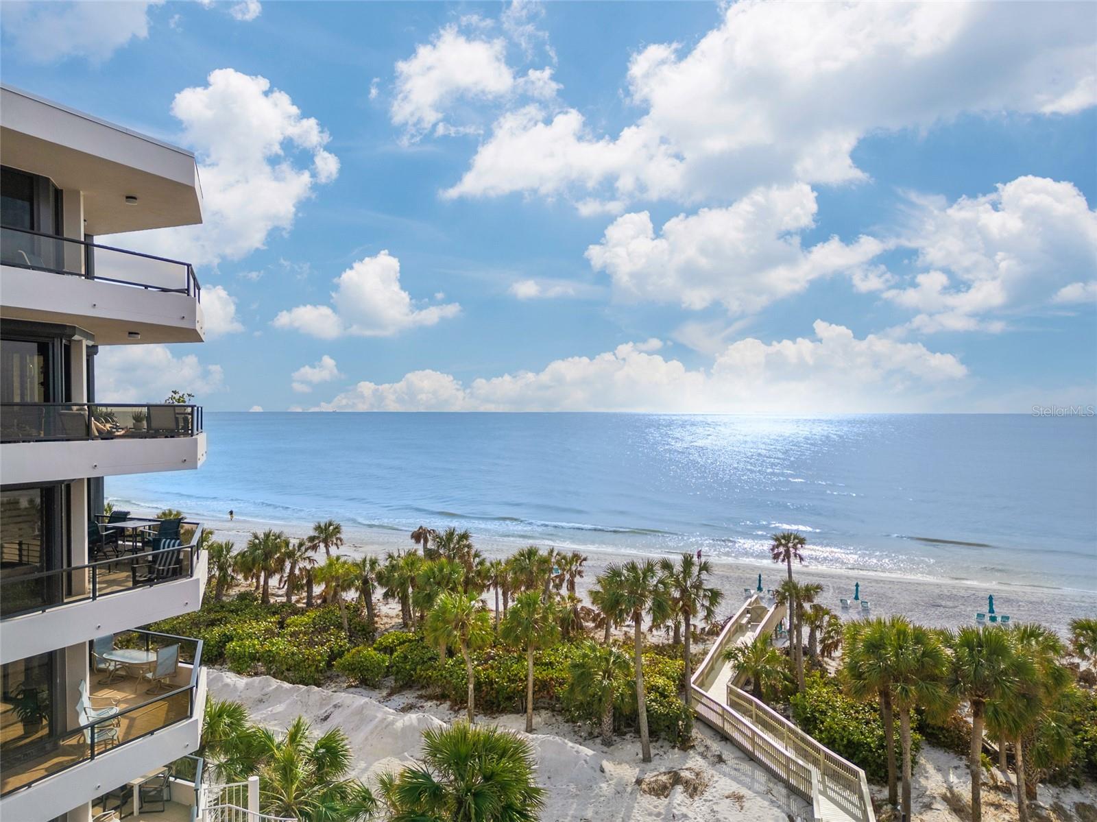 575 SANCTUARY DR #A201, LONGBOAT KEY, FL, 34228