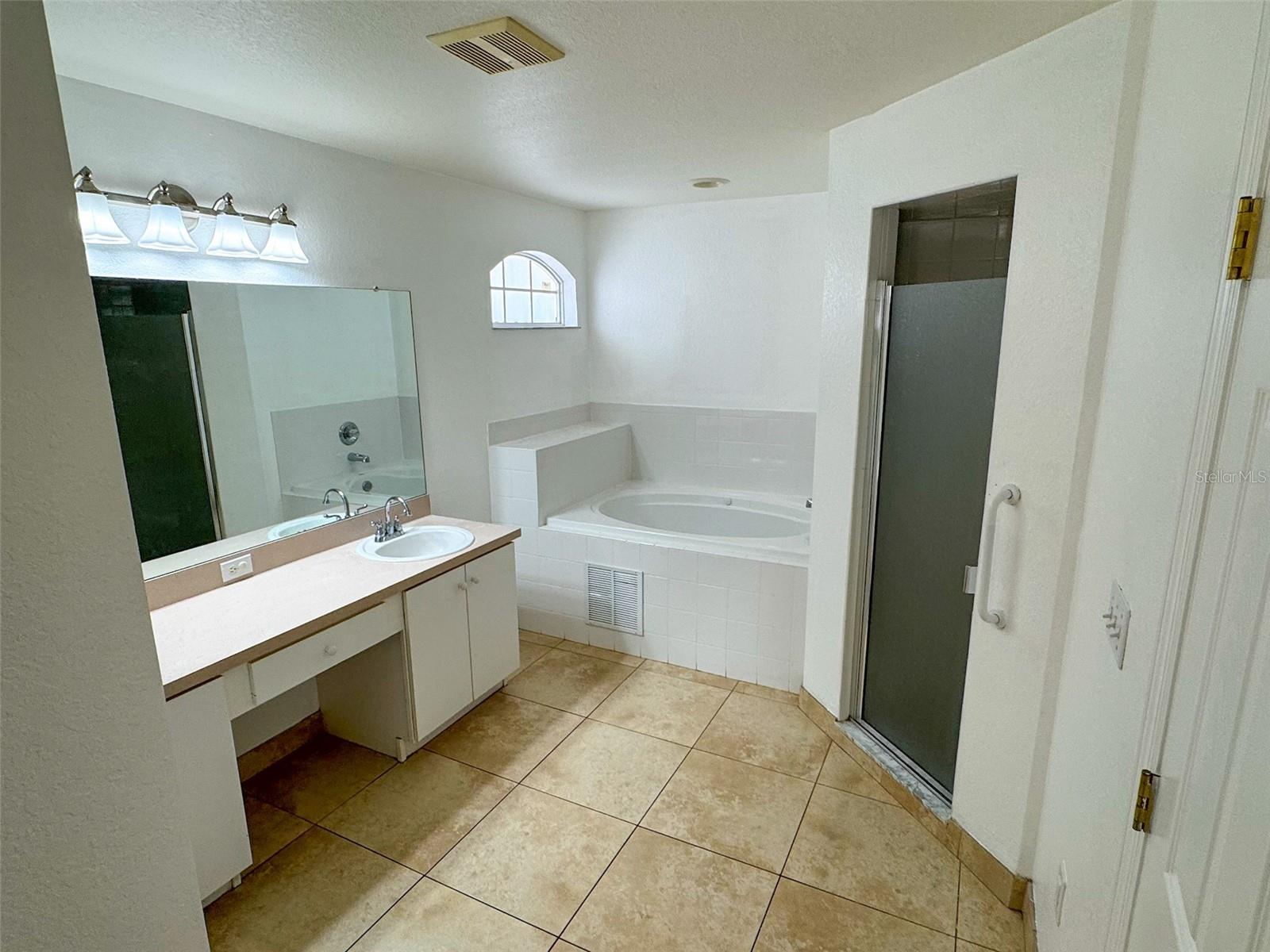 1328 WESTWINDS DR, DAVENPORT, FL, 33837