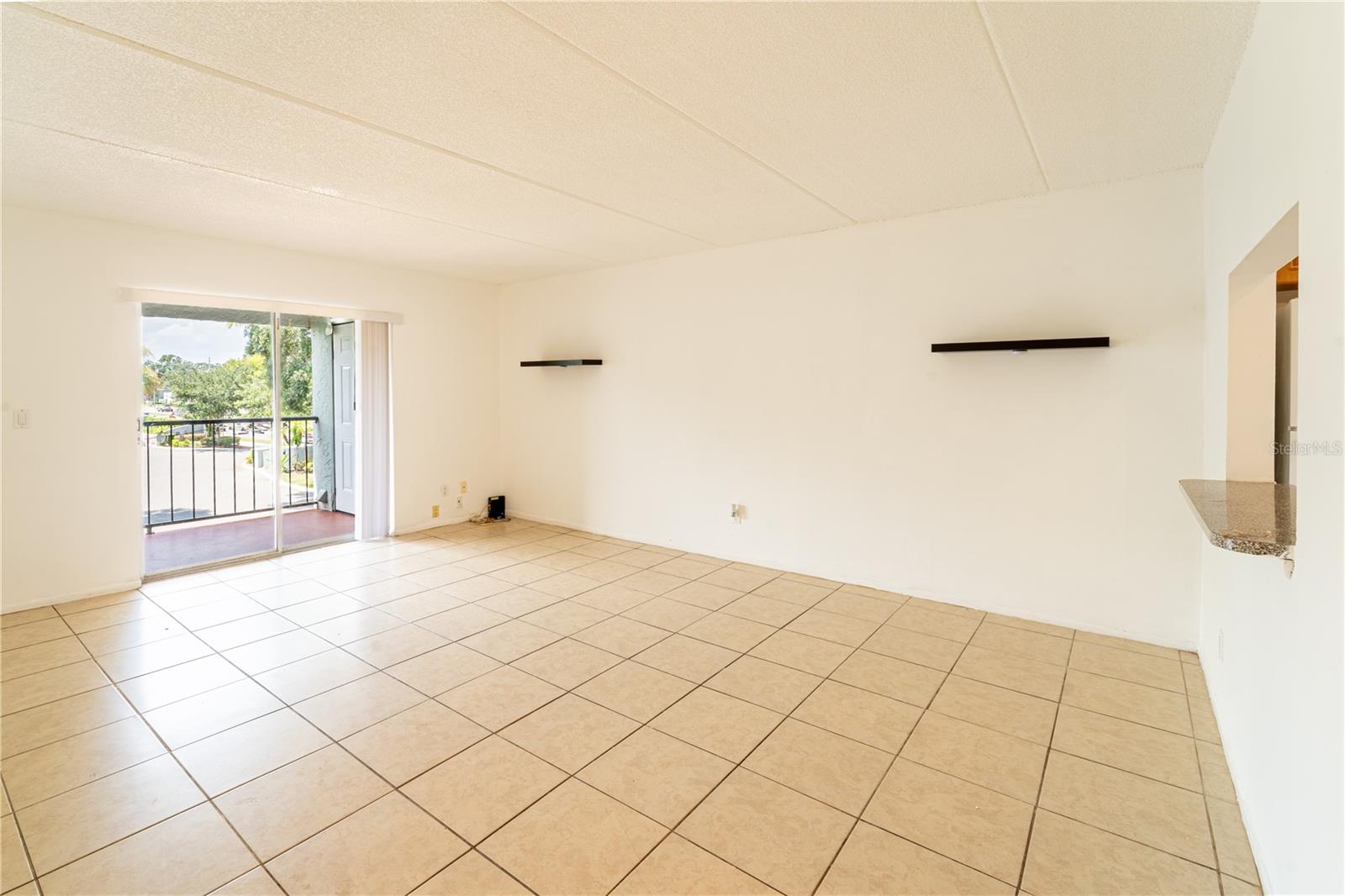 2876 SOMERSET PARK DR #201, TAMPA, FL, 33613