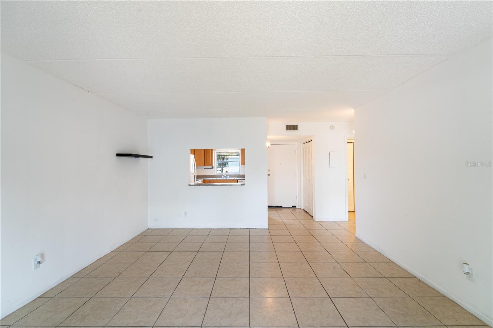 2876 SOMERSET PARK DR #201, TAMPA, FL, 33613