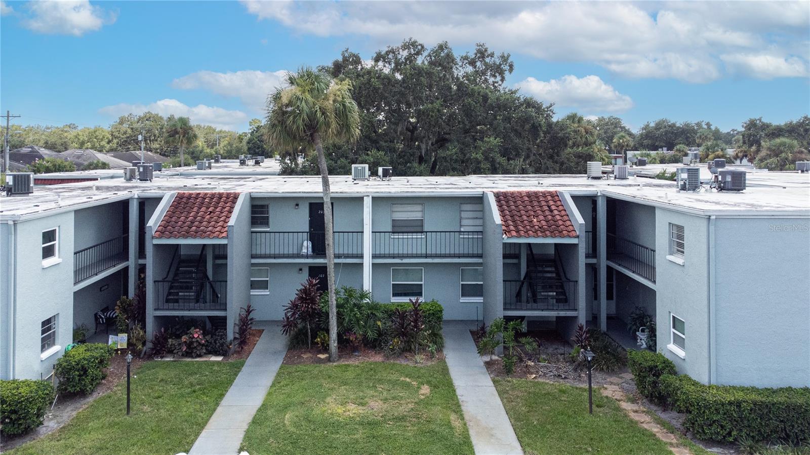 2876 SOMERSET PARK DR #201, TAMPA, FL, 33613