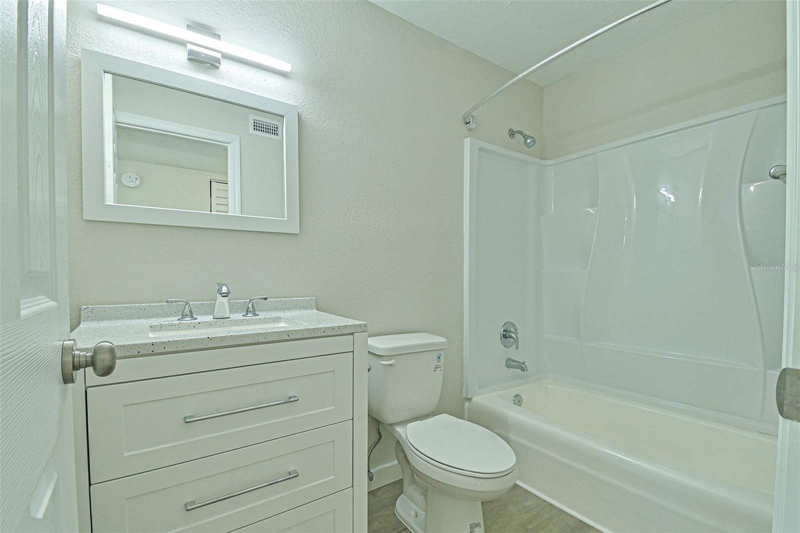 208 N HALIFAX AVE #2, DAYTONA BEACH, FL, 32118