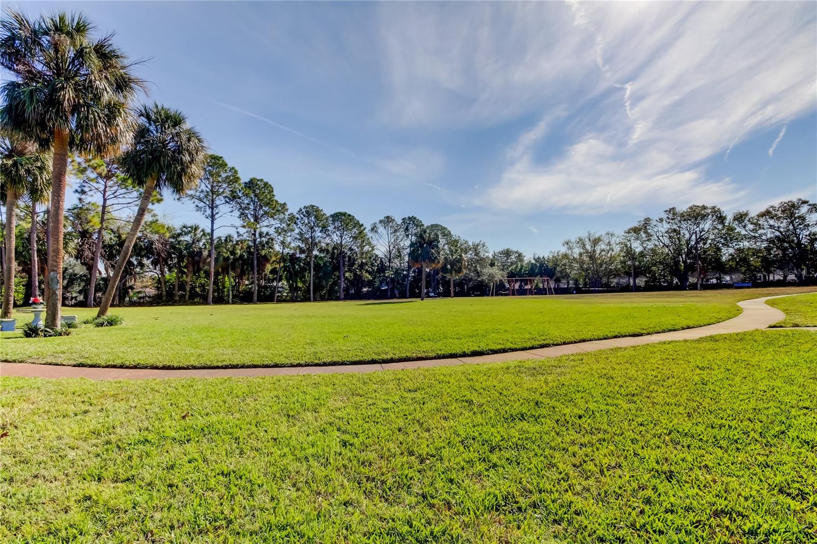 4527 W LA VILLA LN, TAMPA, FL, 33611