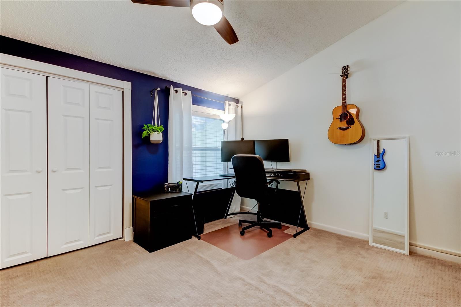 4527 W LA VILLA LN, TAMPA, FL, 33611