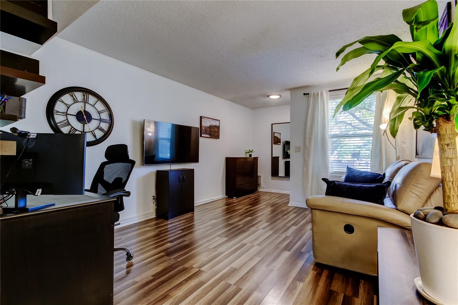 4527 W LA VILLA LN, TAMPA, FL, 33611