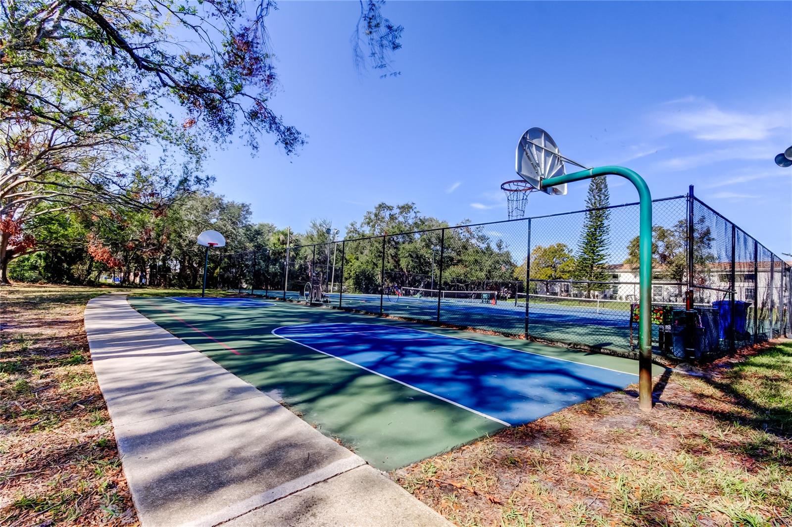 4527 W LA VILLA LN, TAMPA, FL, 33611