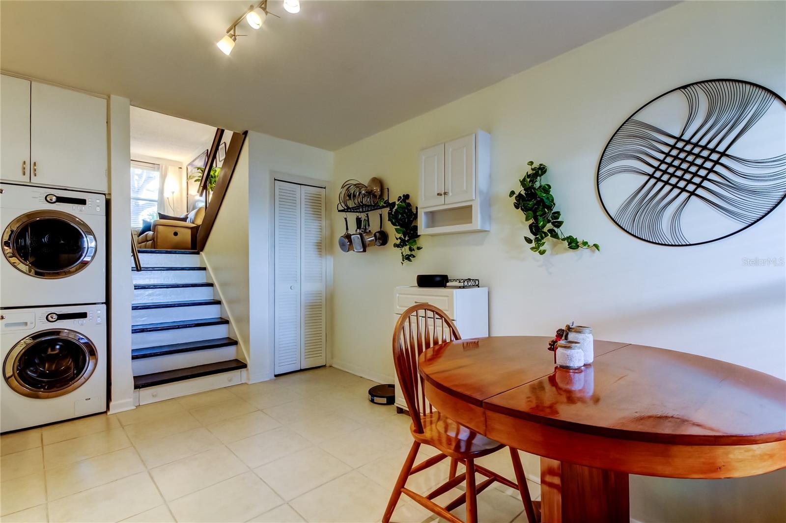 4527 W LA VILLA LN, TAMPA, FL, 33611
