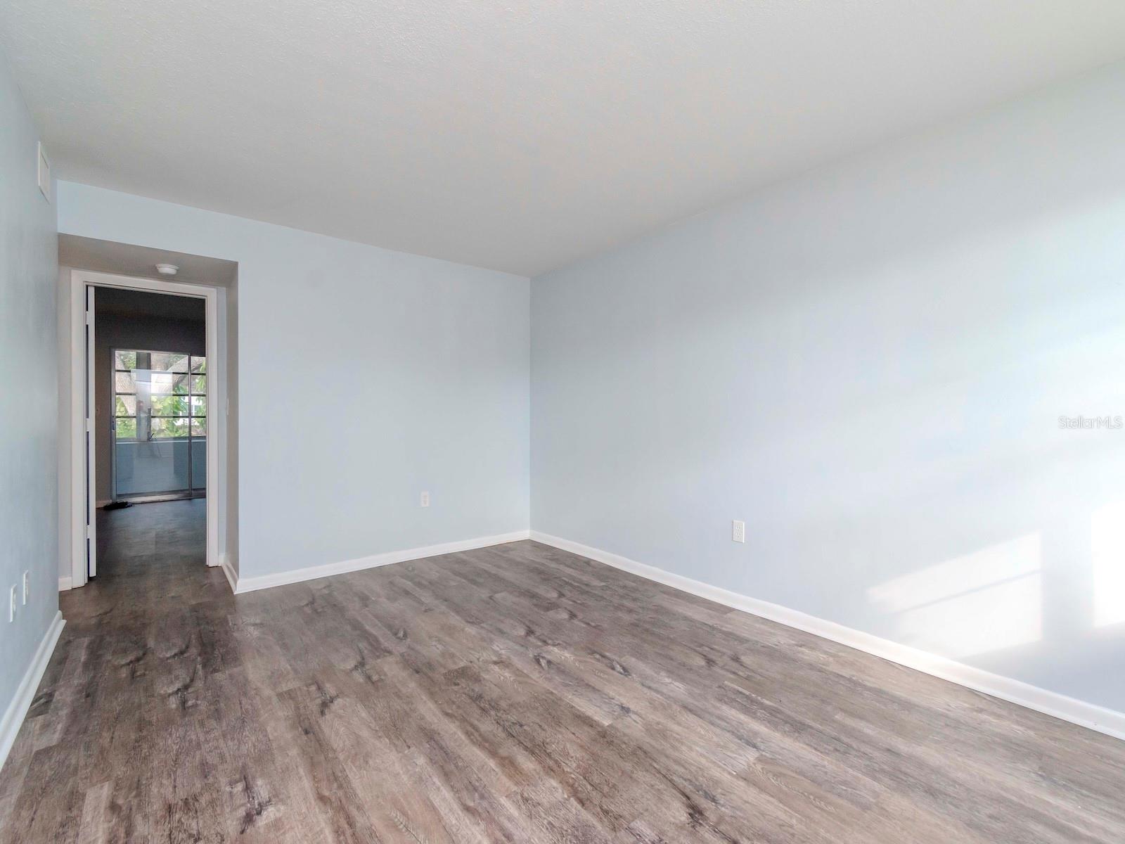 1001 77TH AVE N #104, ST PETERSBURG, FL, 33702