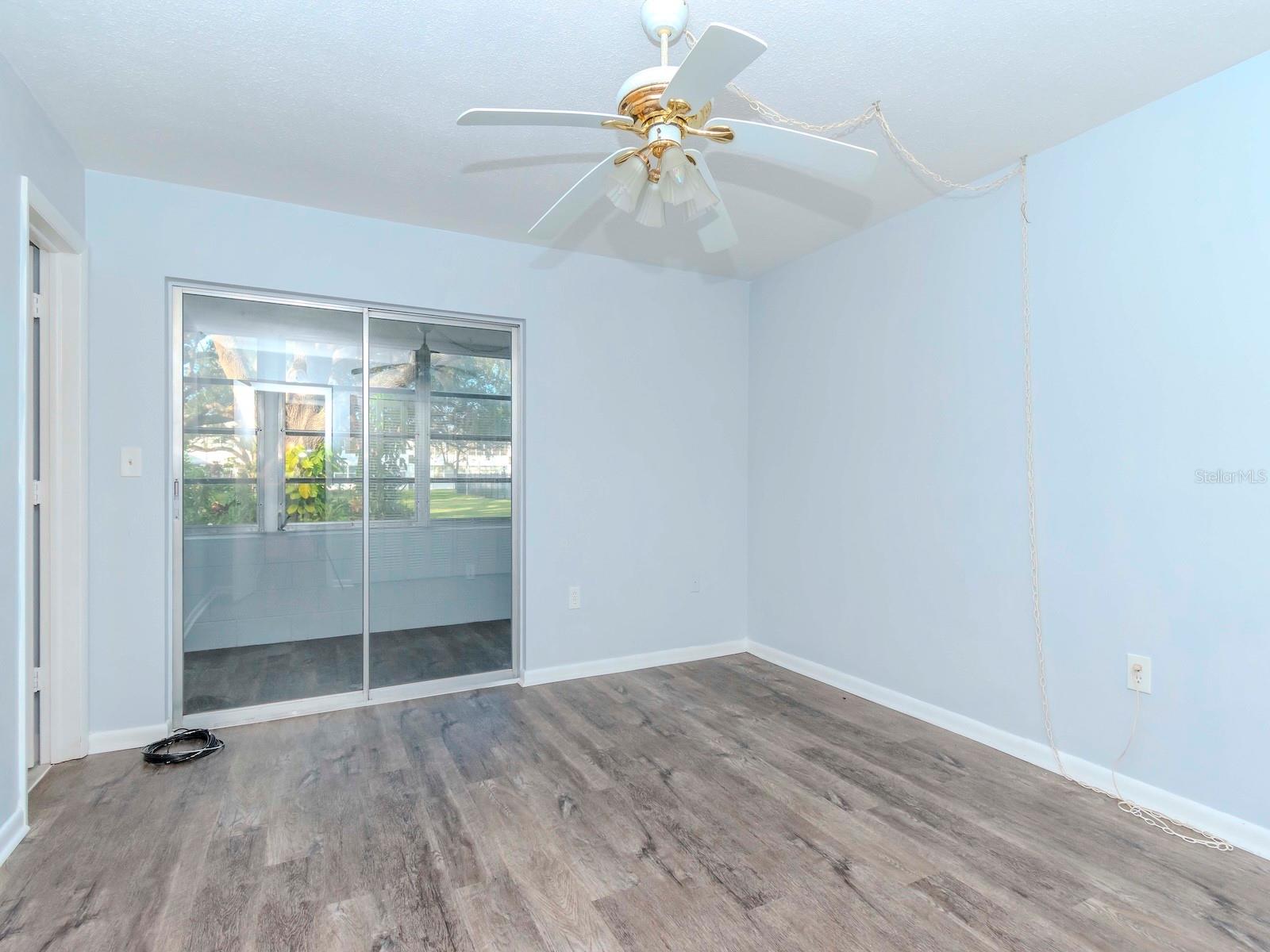 1001 77TH AVE N #104, ST PETERSBURG, FL, 33702