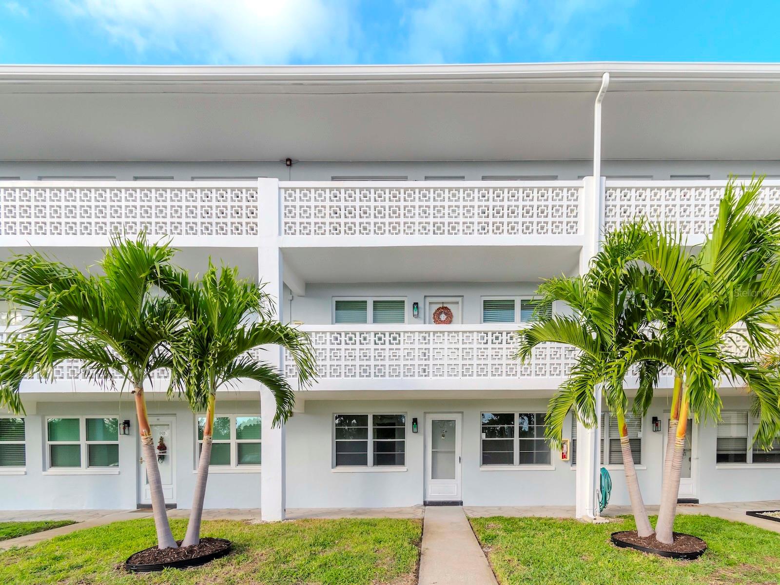 1001 77TH AVE N #104, ST PETERSBURG, FL, 33702