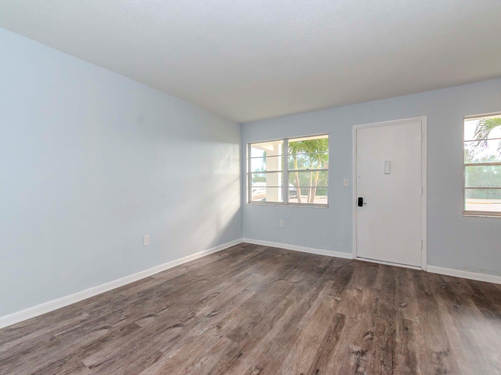 1001 77TH AVE N #104, ST PETERSBURG, FL, 33702
