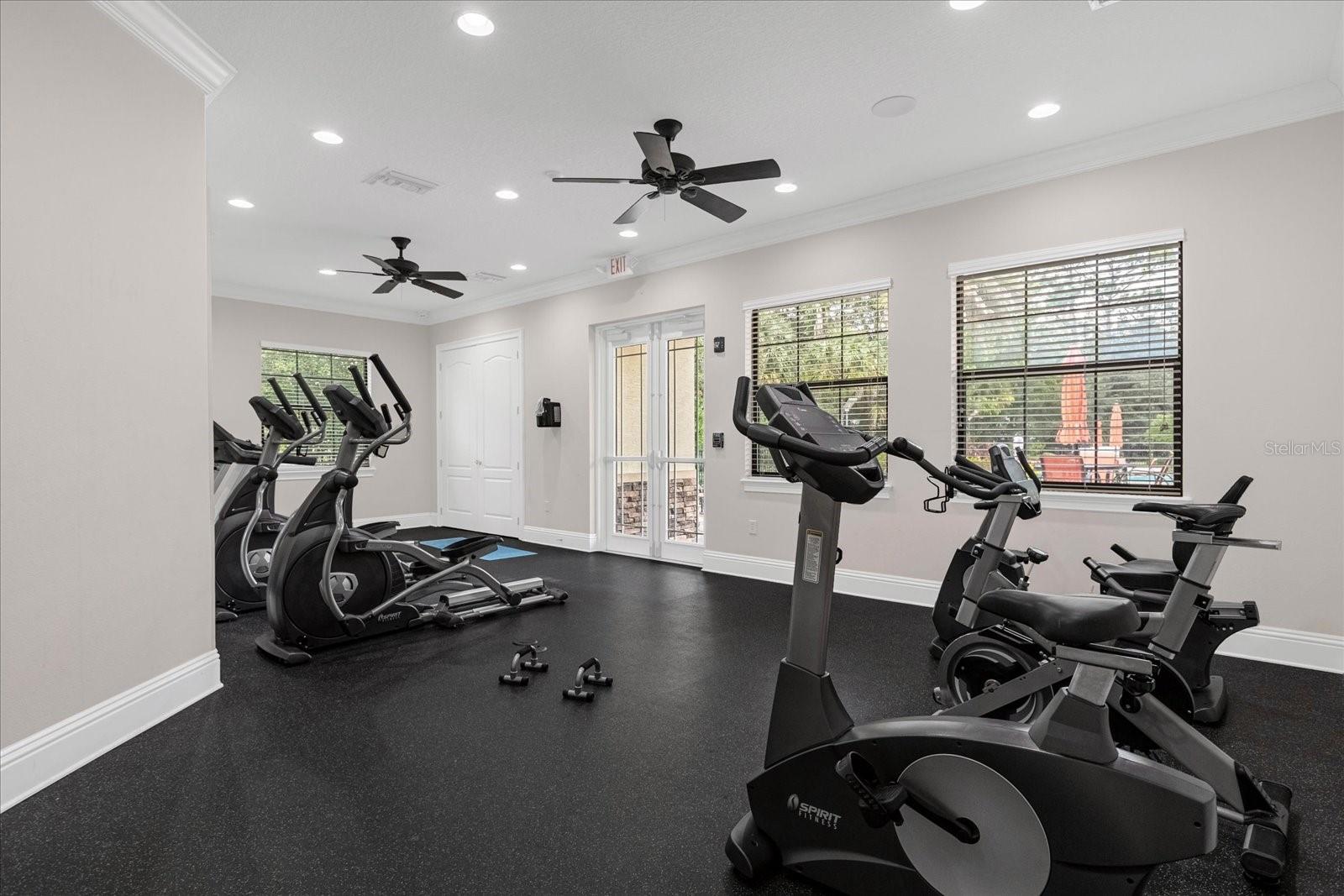 8121 ROSEVILLE BLVD, DAVENPORT, FL, 33896