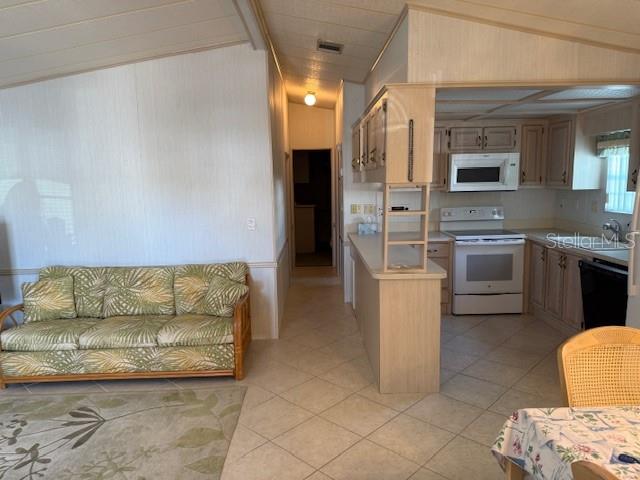 20188 ORANGE TREE LN, ESTERO, FL, 33928