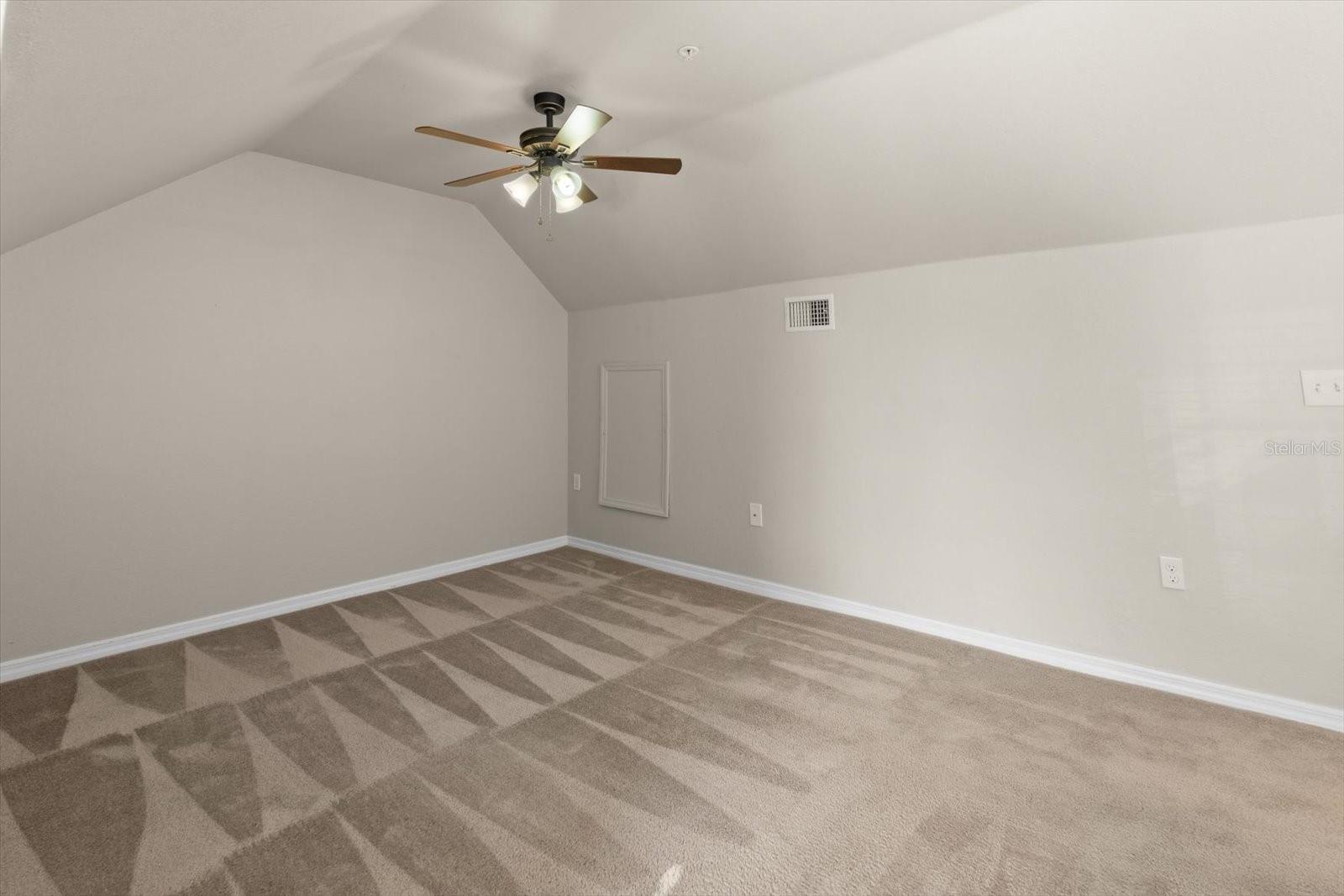 5560 ROSEHILL RD #201, SARASOTA, FL, 34233