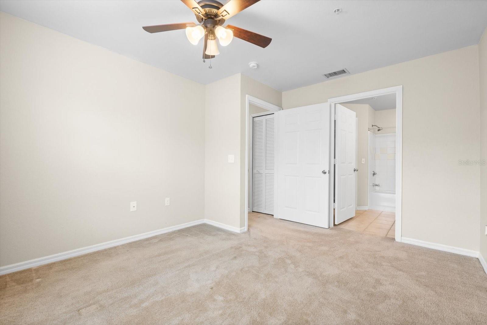 5560 ROSEHILL RD #201, SARASOTA, FL, 34233