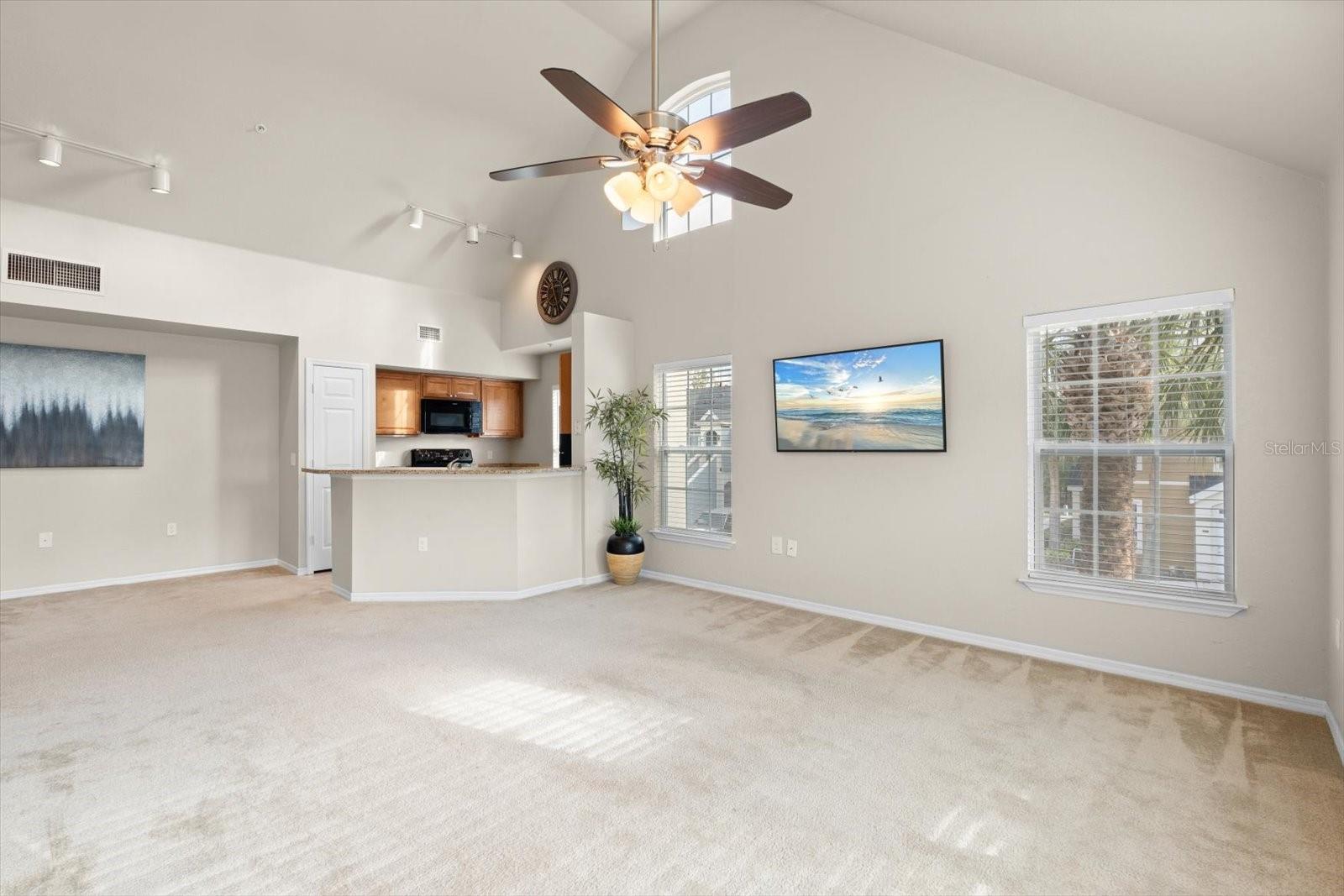 5560 ROSEHILL RD #201, SARASOTA, FL, 34233