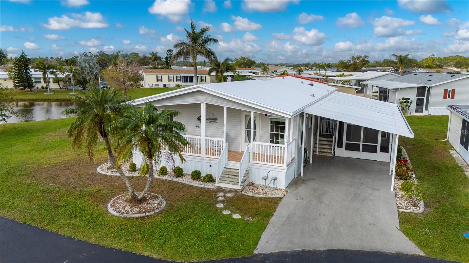 1000 KINGS HWY #425, PORT CHARLOTTE, FL, 33980