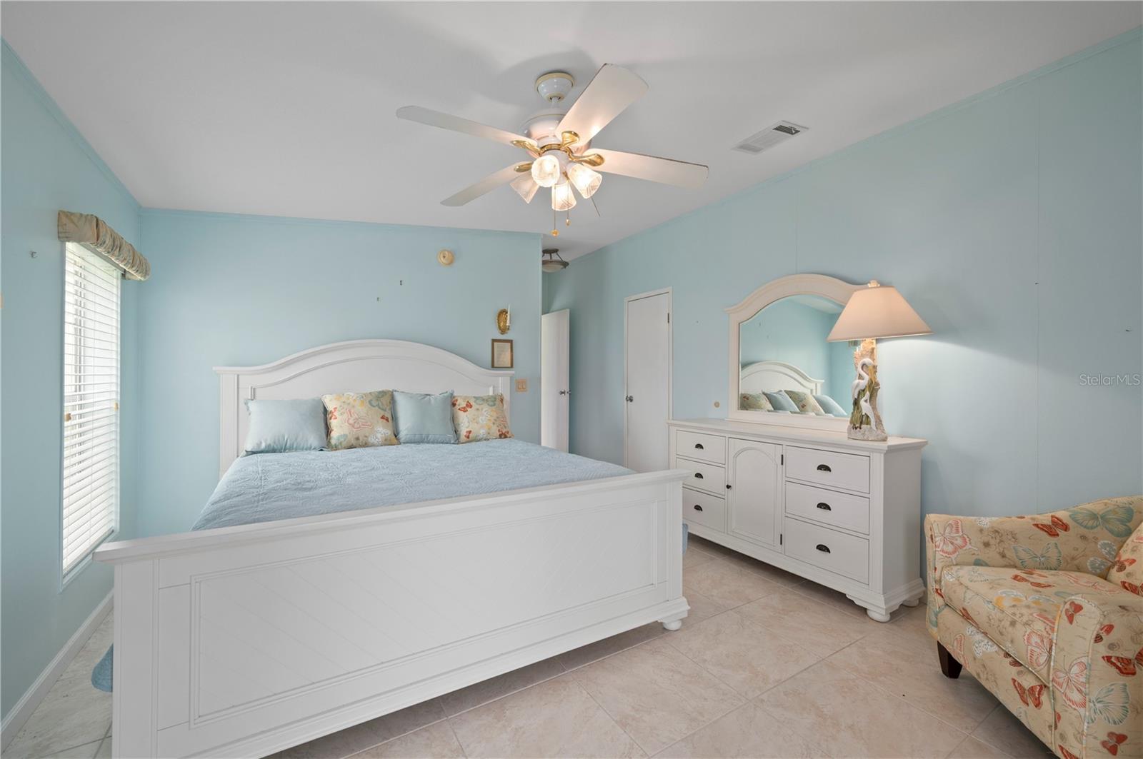 1000 KINGS HWY #425, PORT CHARLOTTE, FL, 33980