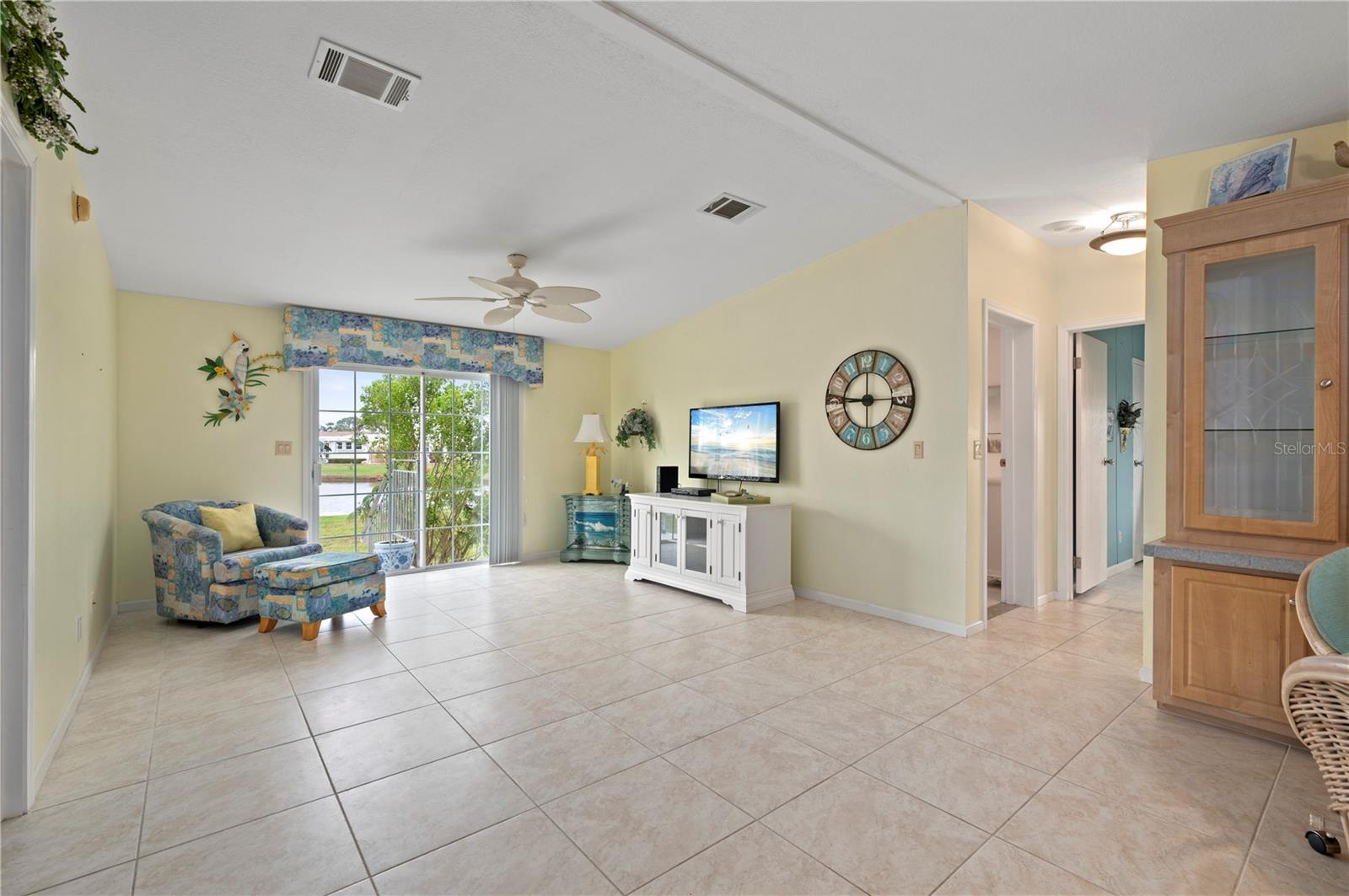 1000 KINGS HWY #425, PORT CHARLOTTE, FL, 33980