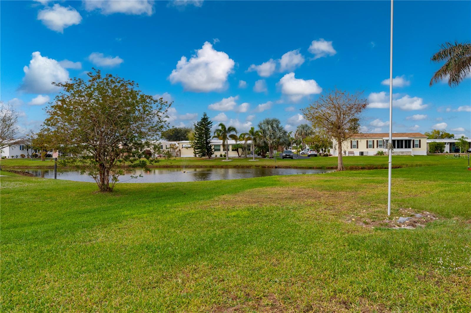 1000 KINGS HWY #425, PORT CHARLOTTE, FL, 33980