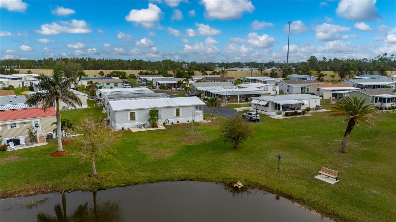 1000 KINGS HWY #425, PORT CHARLOTTE, FL, 33980