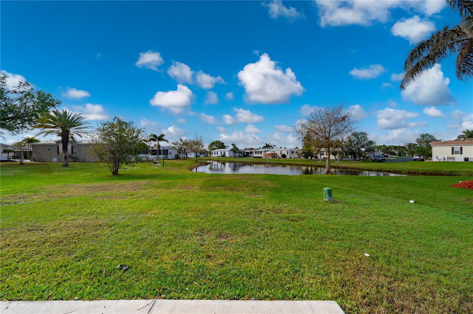 1000 KINGS HWY #425, PORT CHARLOTTE, FL, 33980