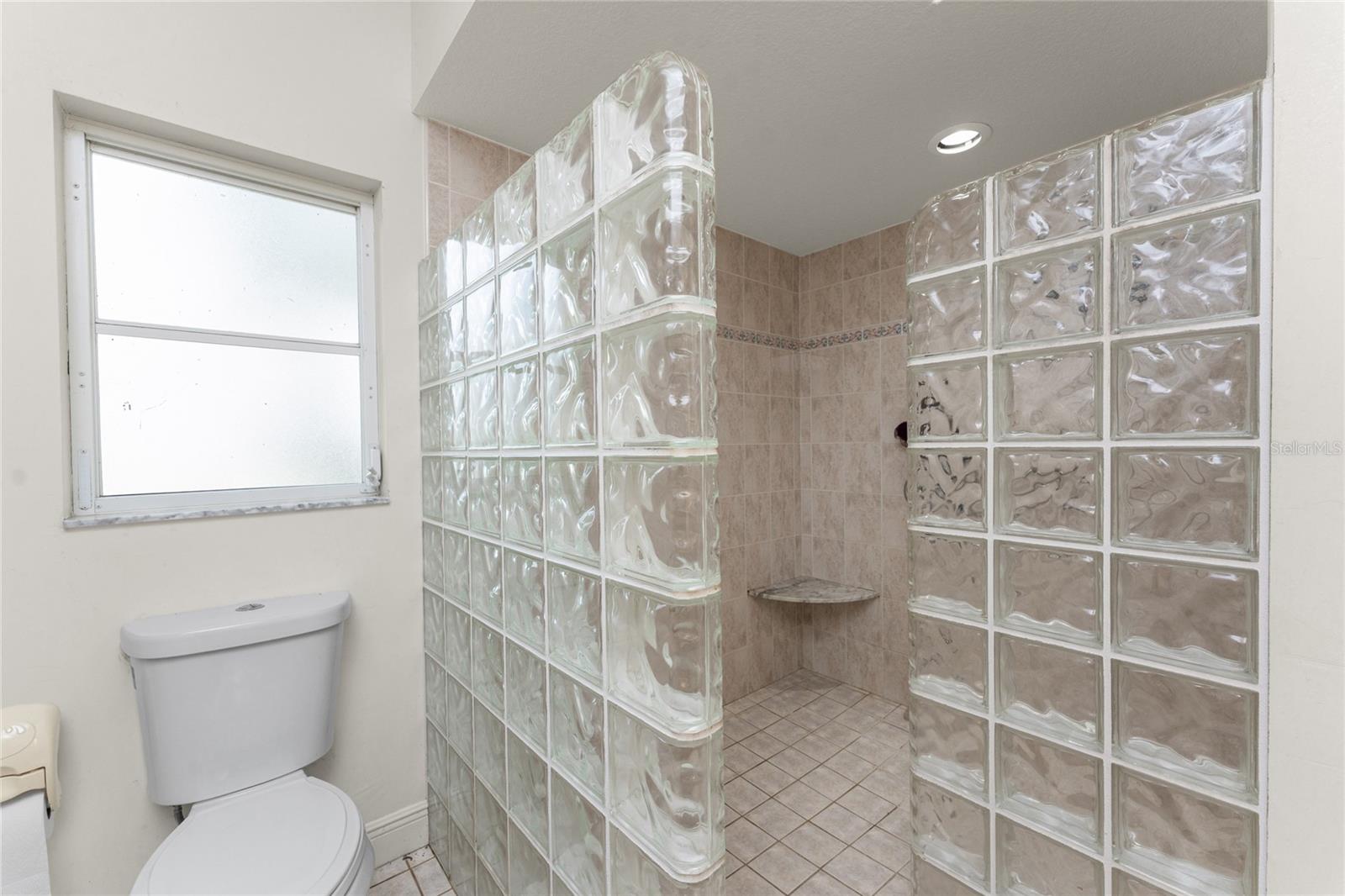1828 WHISPERING PINES CIR, ENGLEWOOD, FL, 34223
