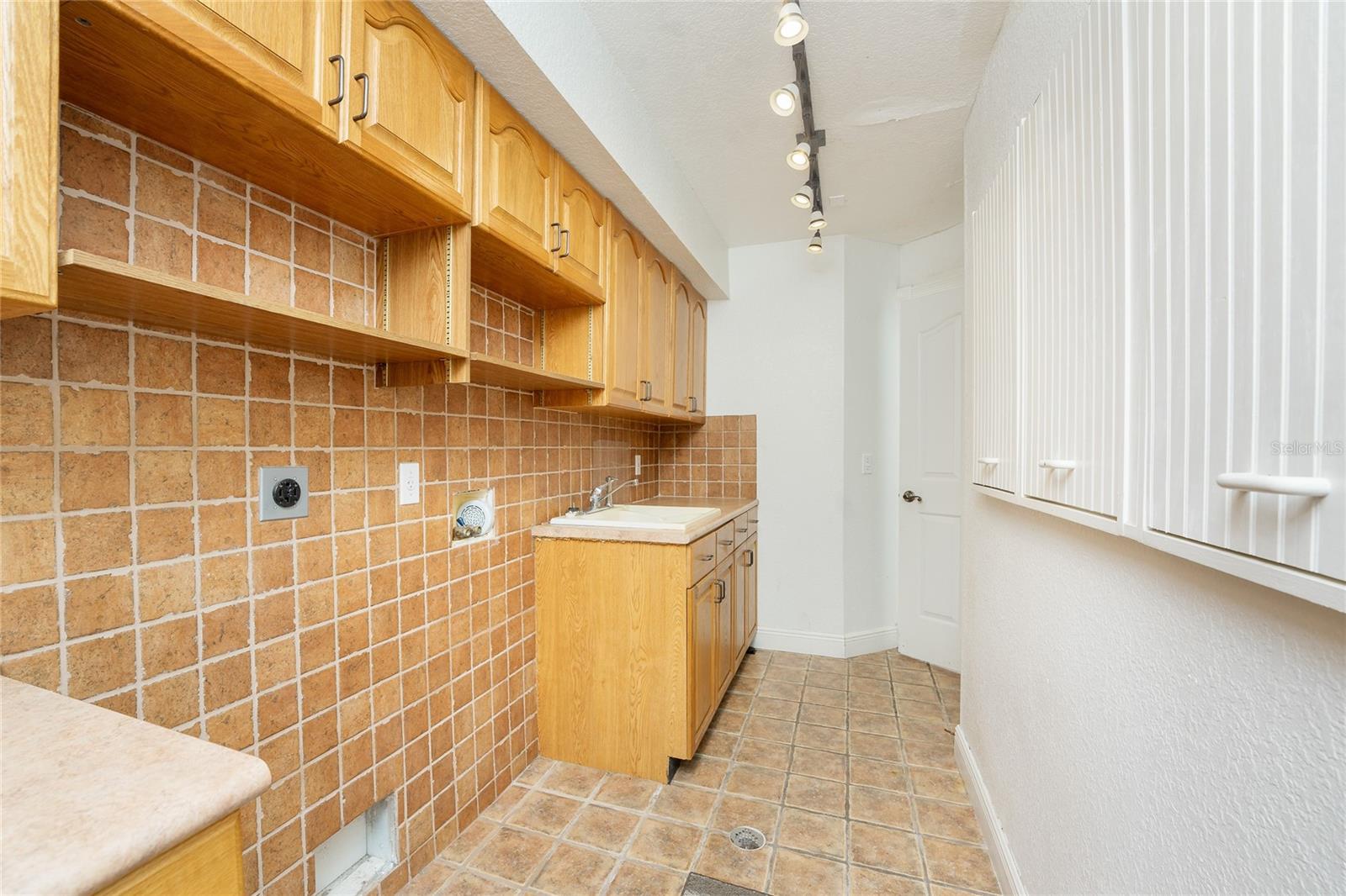 1828 WHISPERING PINES CIR, ENGLEWOOD, FL, 34223