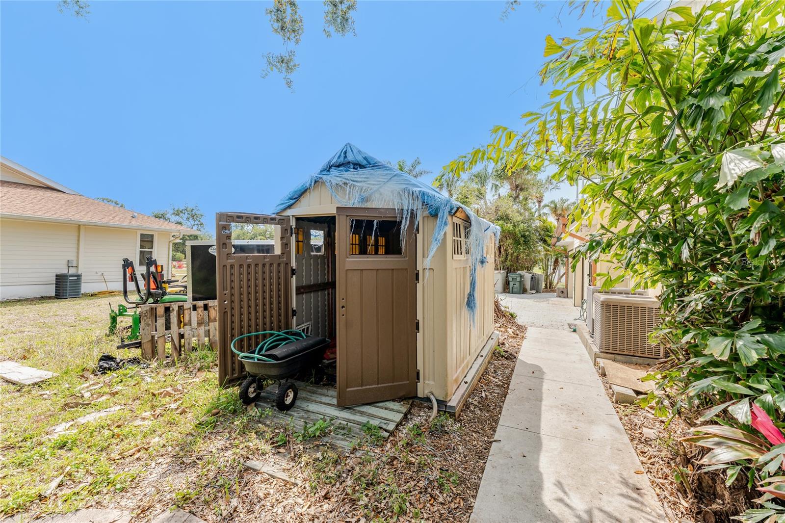 1828 WHISPERING PINES CIR, ENGLEWOOD, FL, 34223