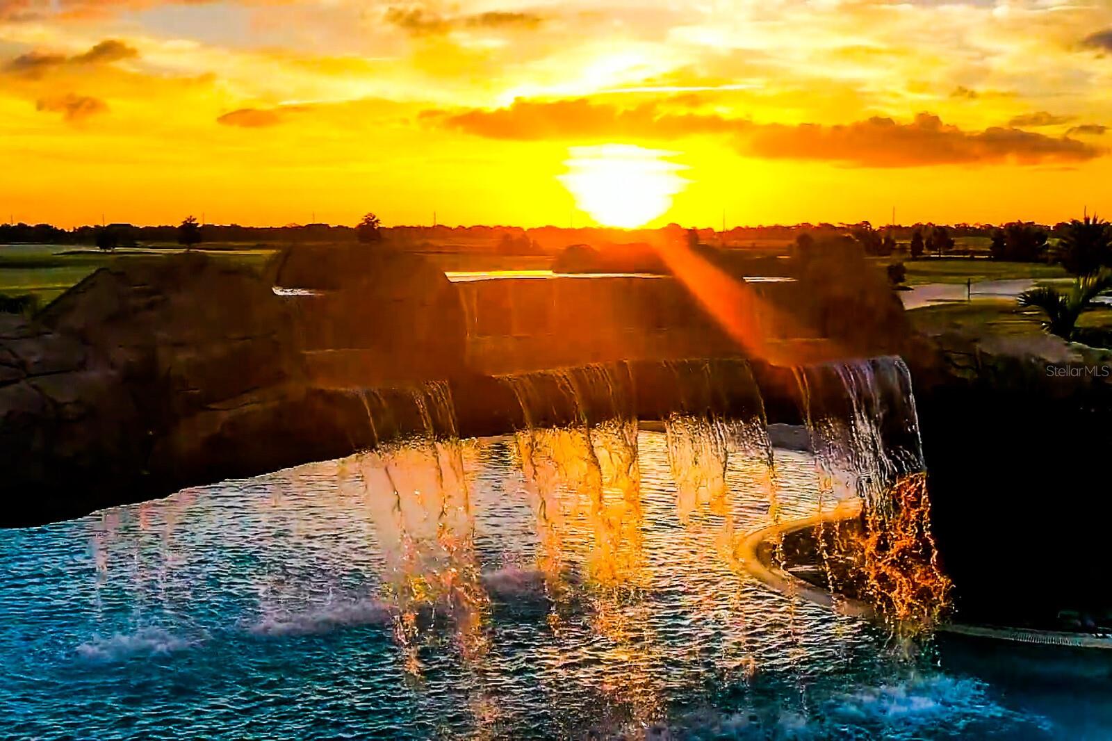 5830 WAKE FOREST RUN #102, BRADENTON, FL, 34211