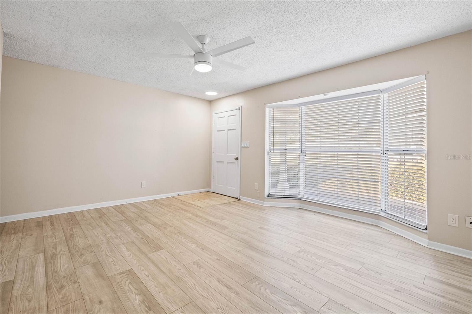 8290 122ND ST, SEMINOLE, FL, 33772