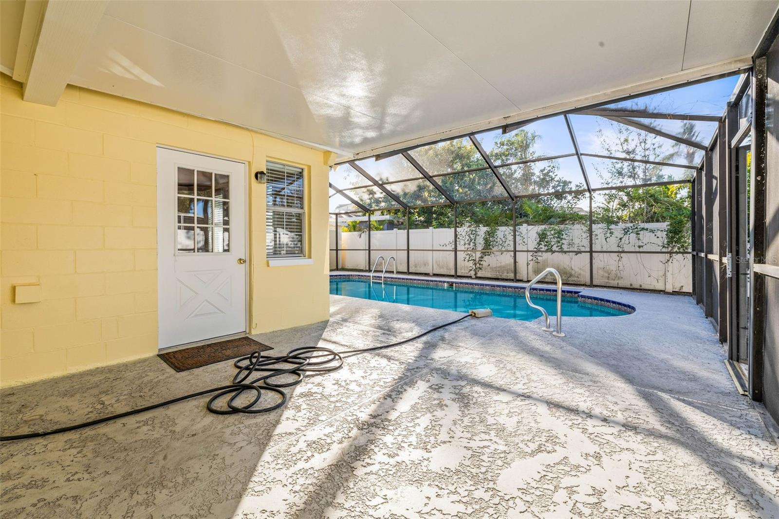 8290 122ND ST, SEMINOLE, FL, 33772