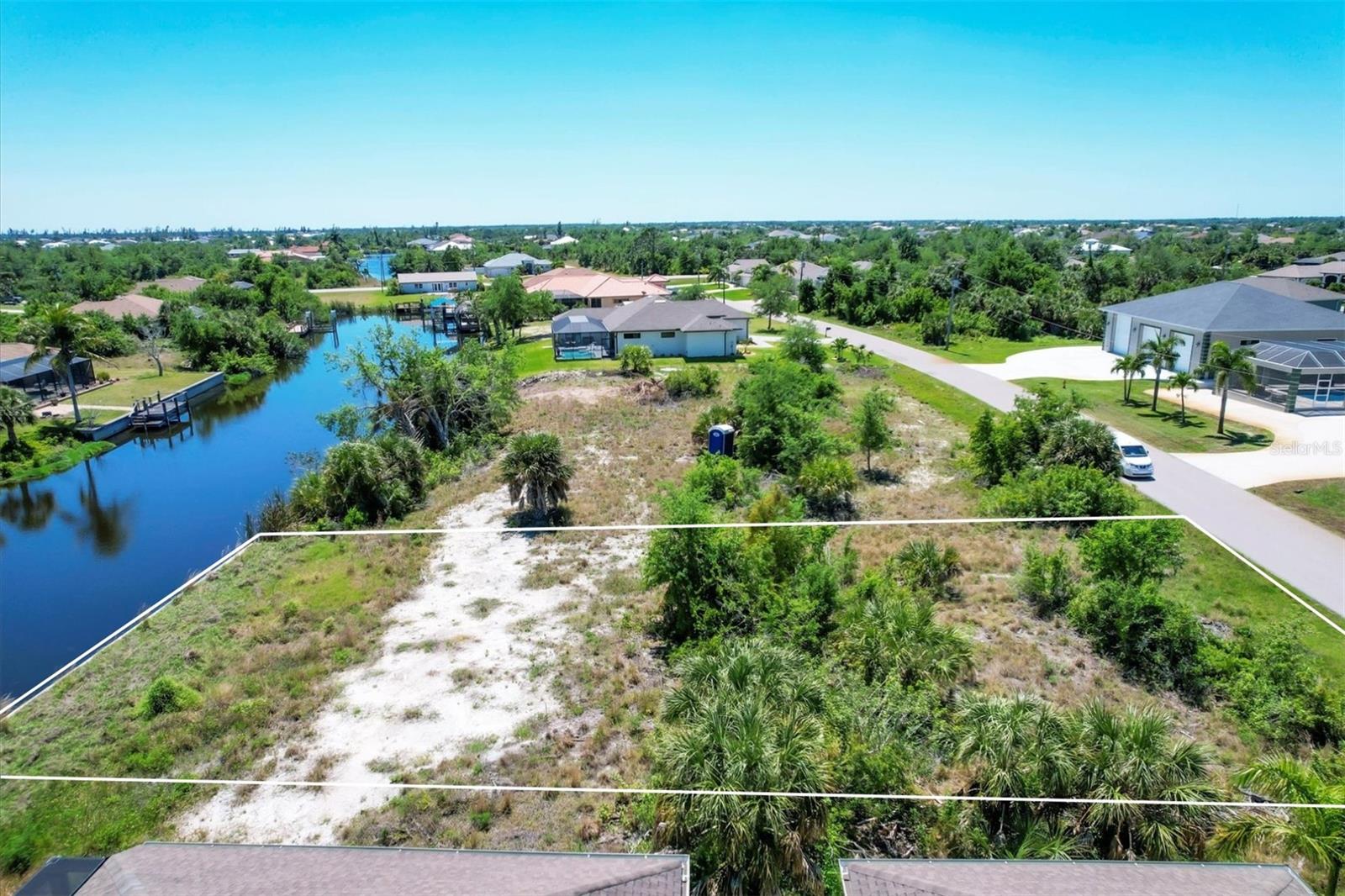 9404 NASTRAND CIR, PORT CHARLOTTE, FL, 33981