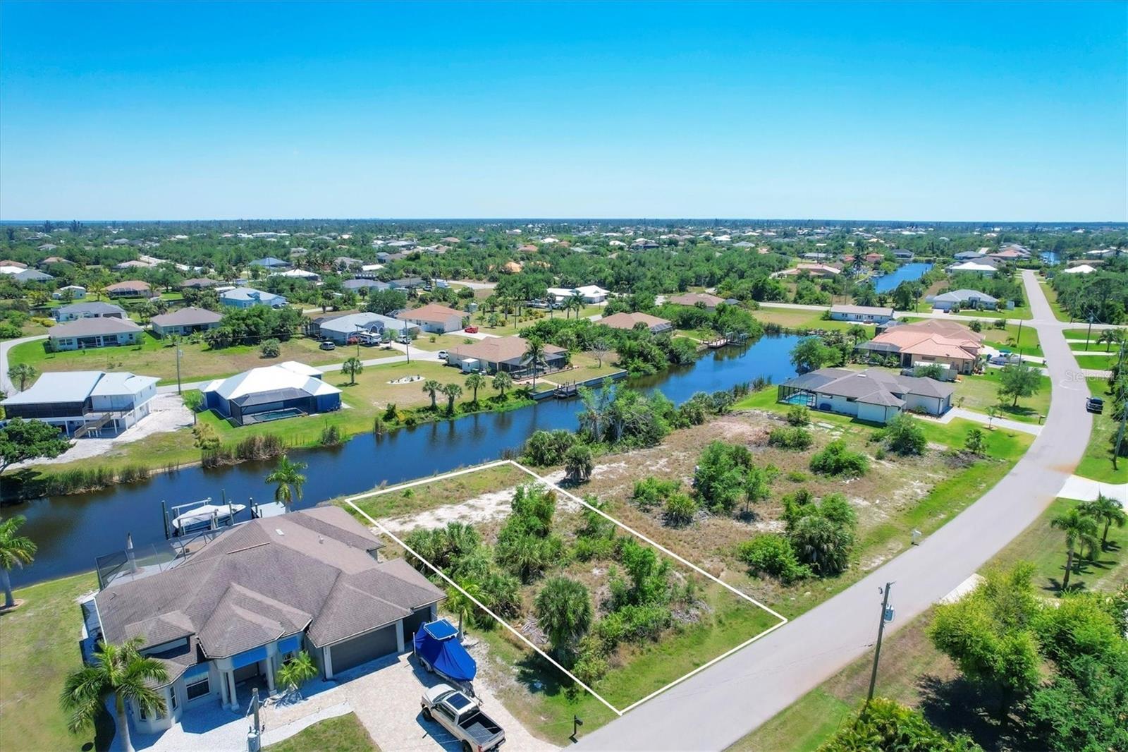 9404 NASTRAND CIR, PORT CHARLOTTE, FL, 33981