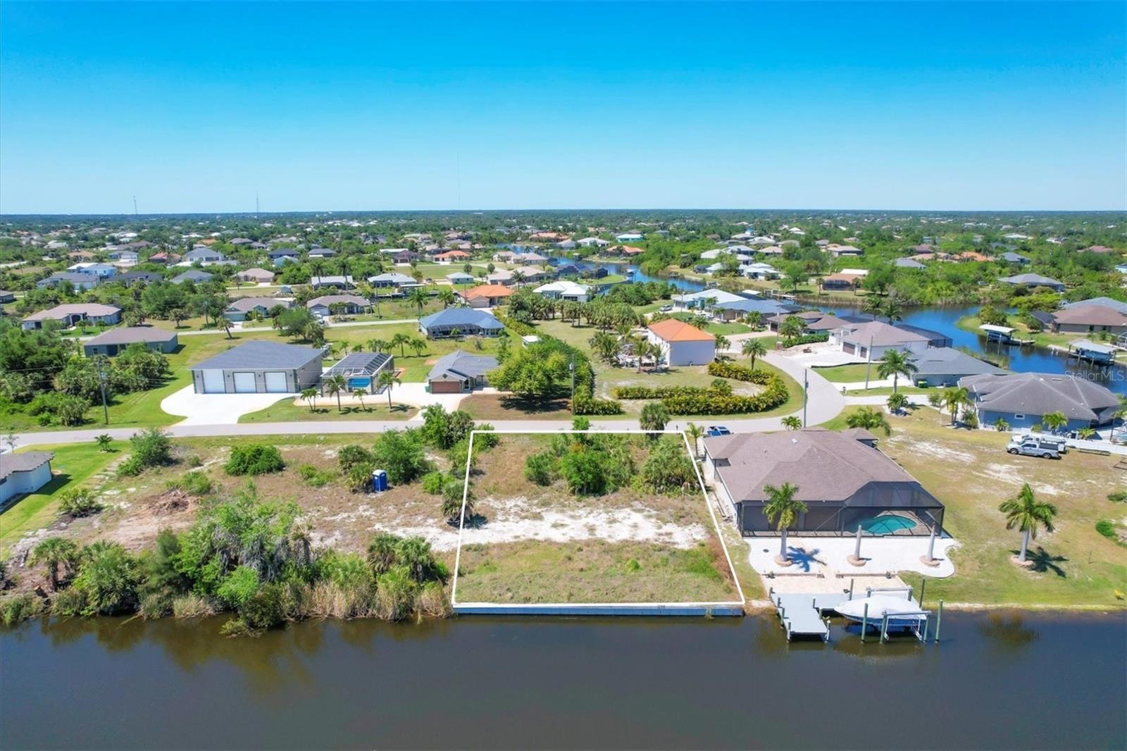 9404 NASTRAND CIR, PORT CHARLOTTE, FL, 33981