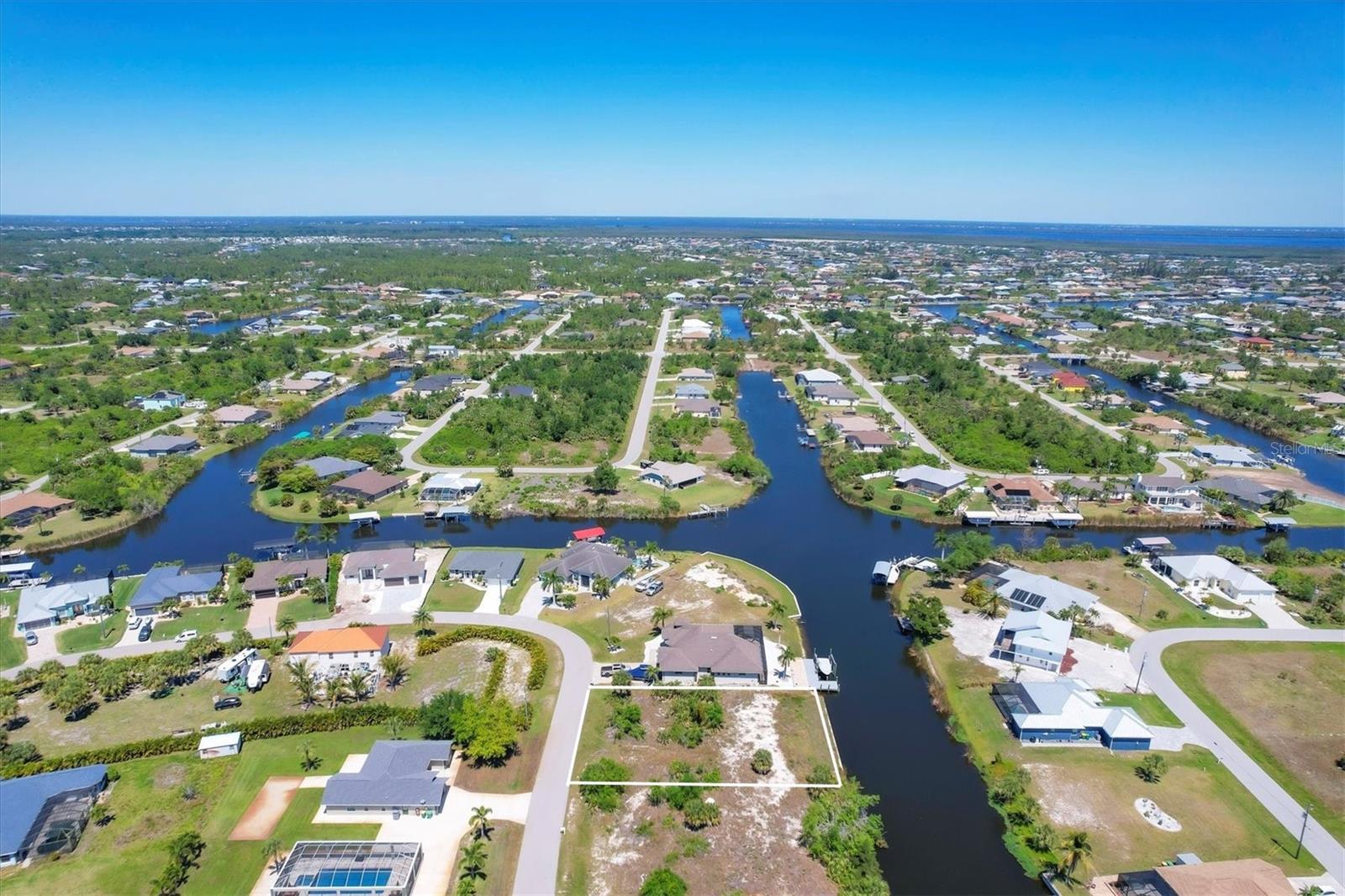 9404 NASTRAND CIR, PORT CHARLOTTE, FL, 33981