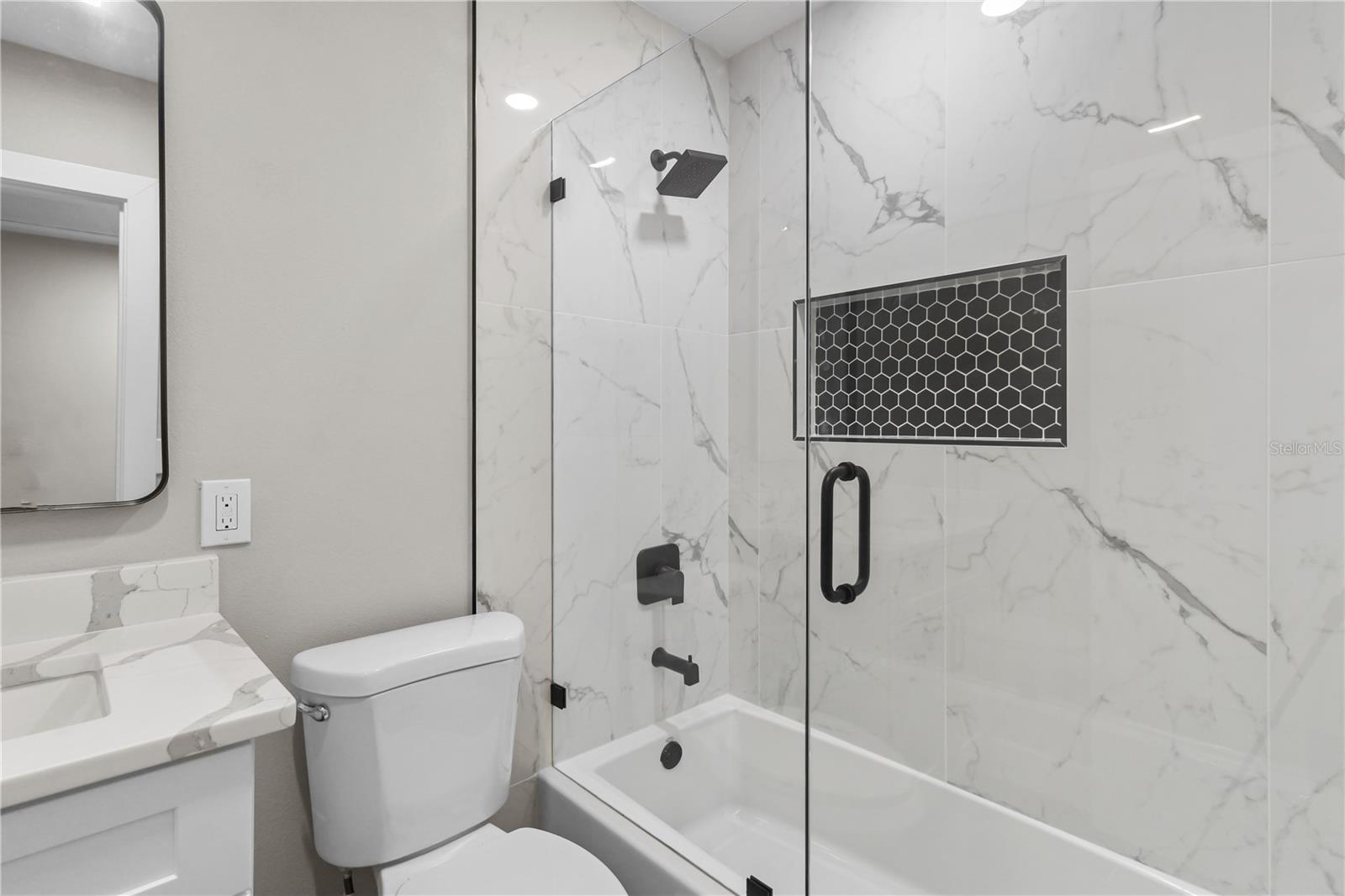 6602 S EMERSON AVE, ST PETERSBURG, FL, 33707