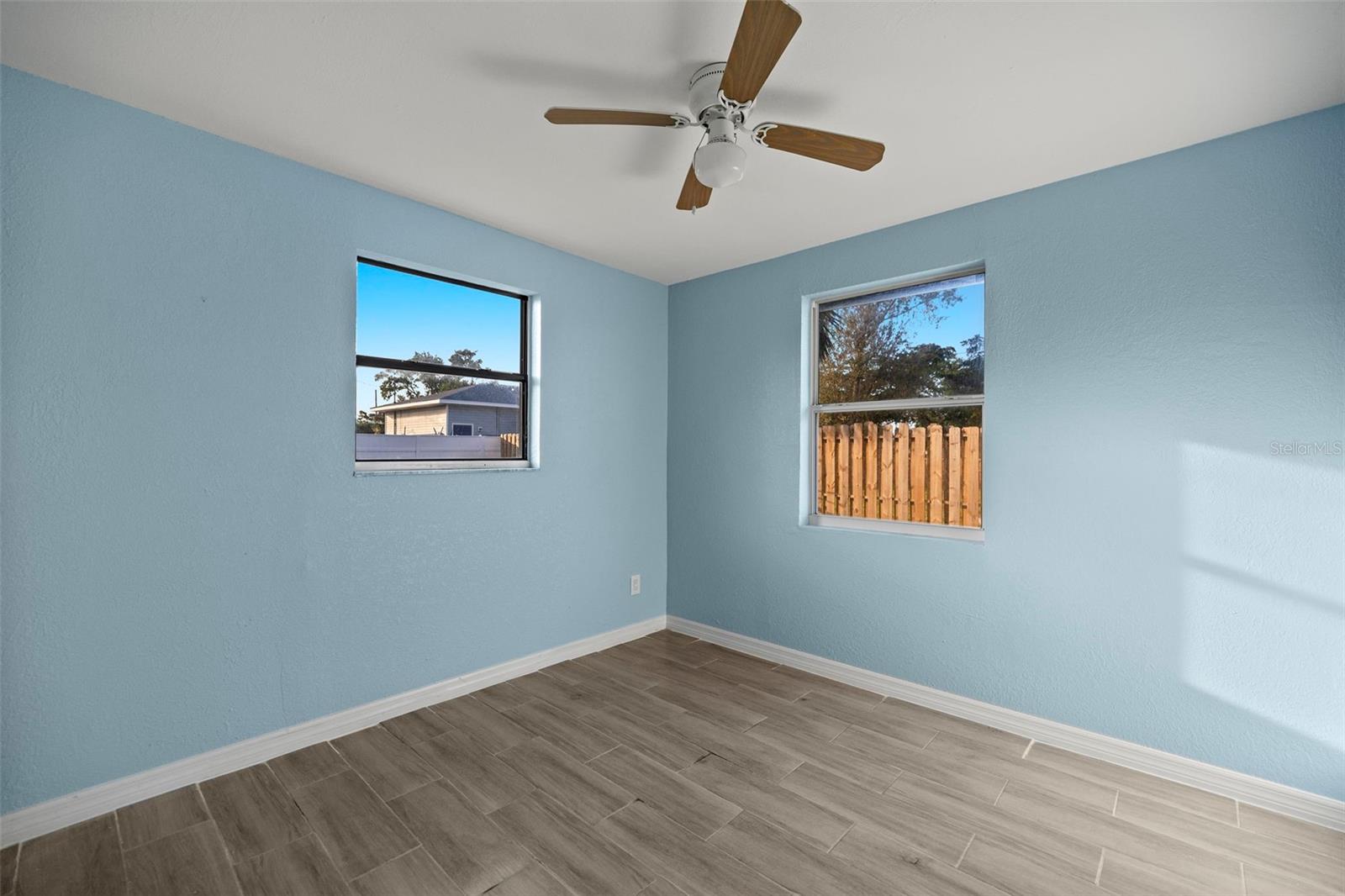 611 E VIRGINIA AVE, PUNTA GORDA, FL, 33950