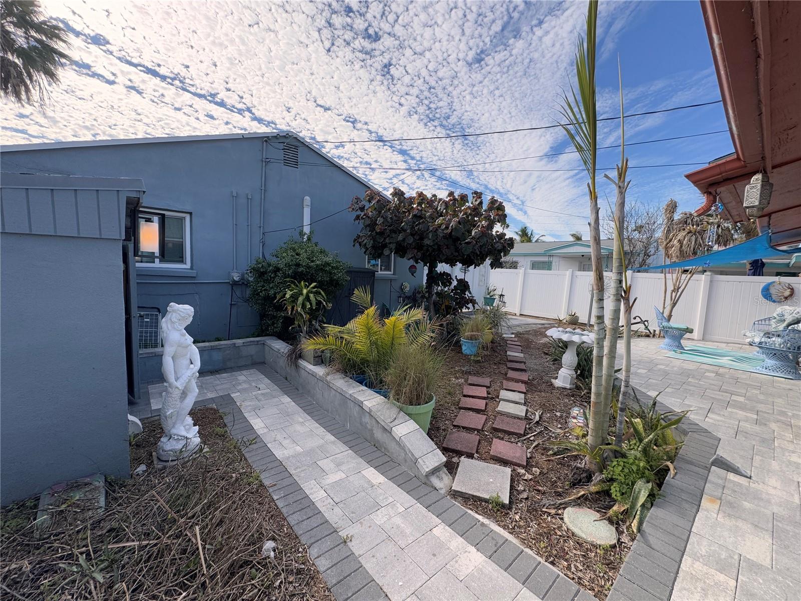 605 W 69TH AVE W, ST PETE BEACH, FL, 33706