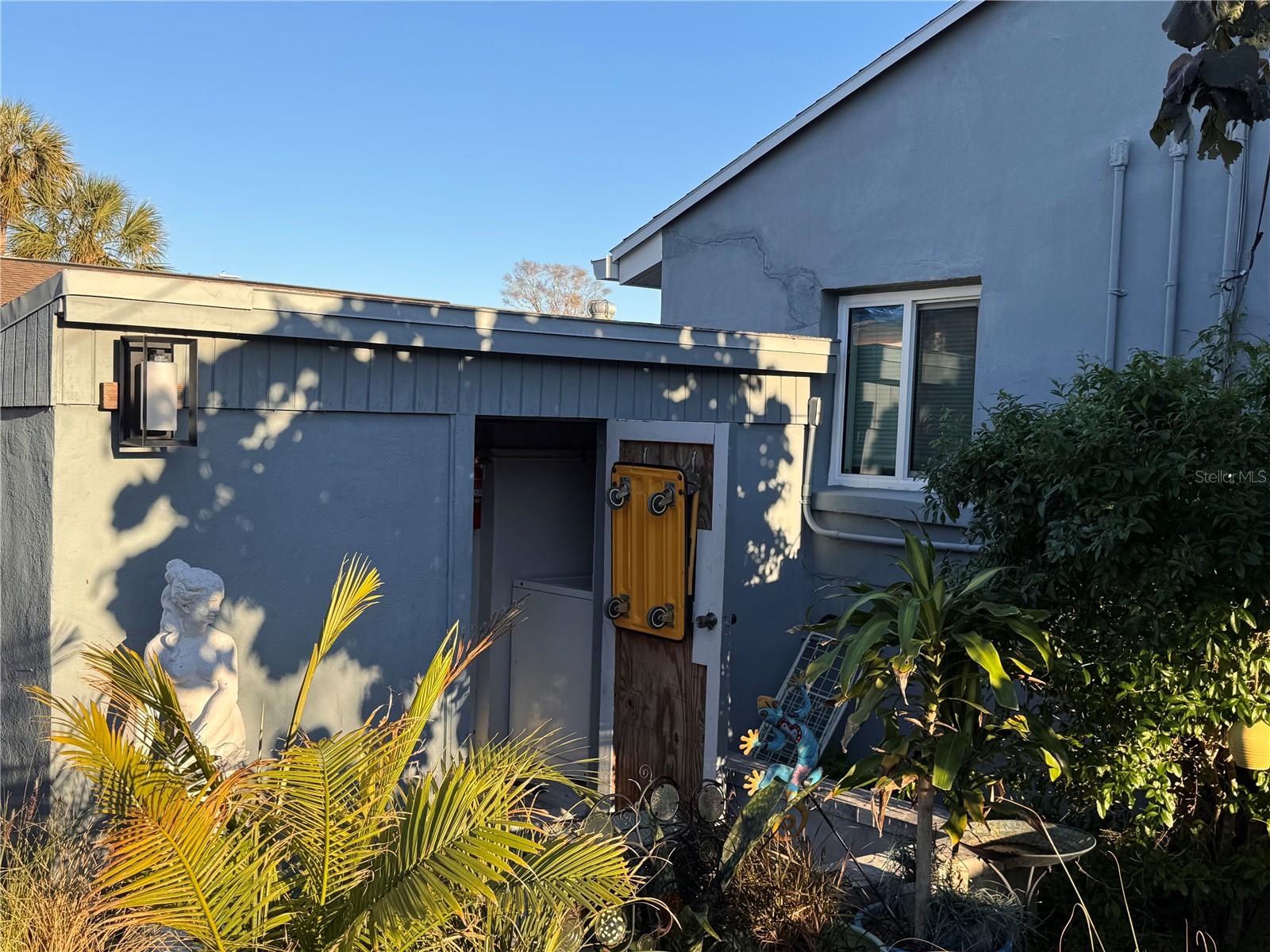 605 W 69TH AVE W, ST PETE BEACH, FL, 33706