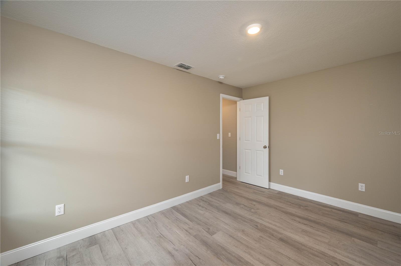 13 E 8TH ST, FROSTPROOF, FL, 33843