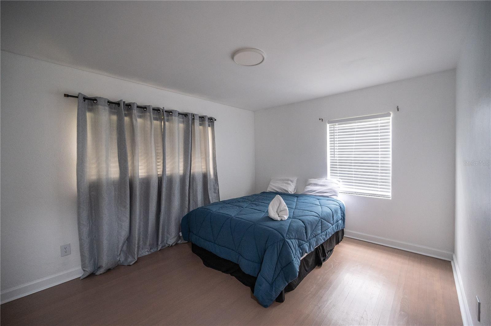 3721 S FERN CREEK AVE, ORLANDO, FL, 32806