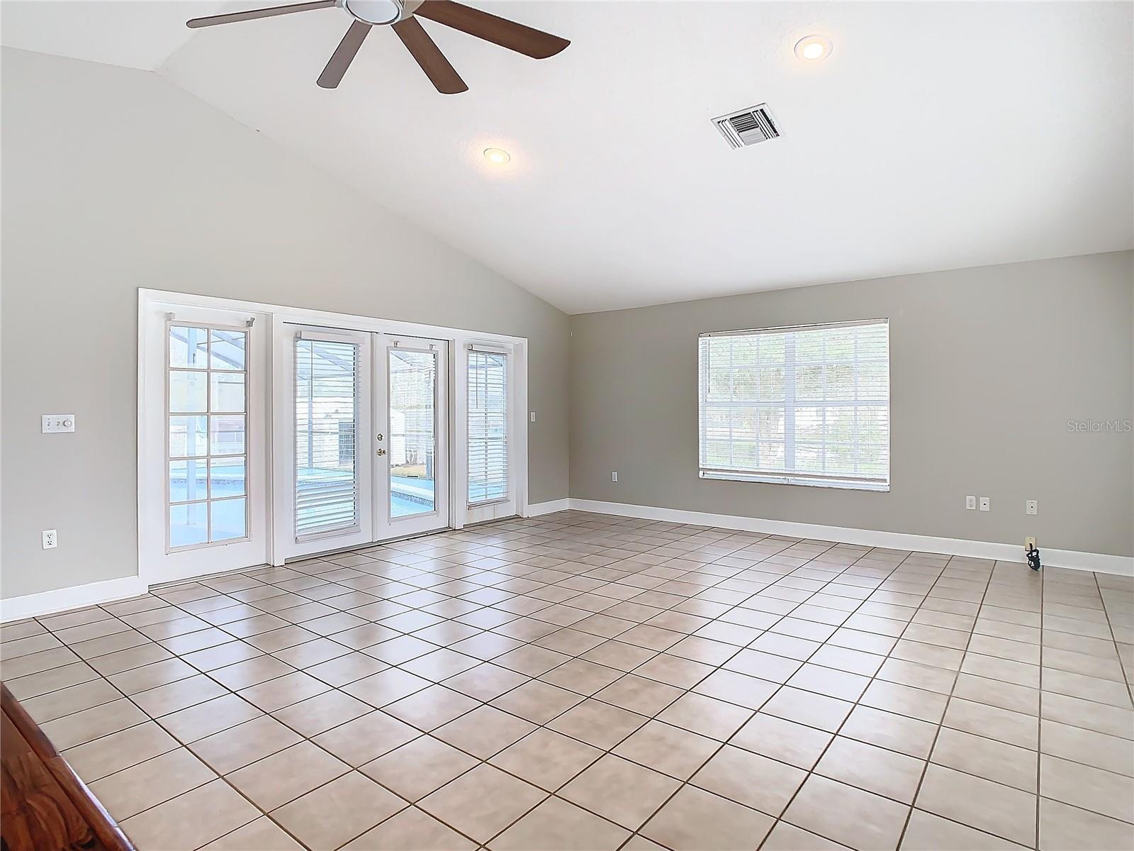 37525 MOORE DR, DADE CITY, FL, 33525