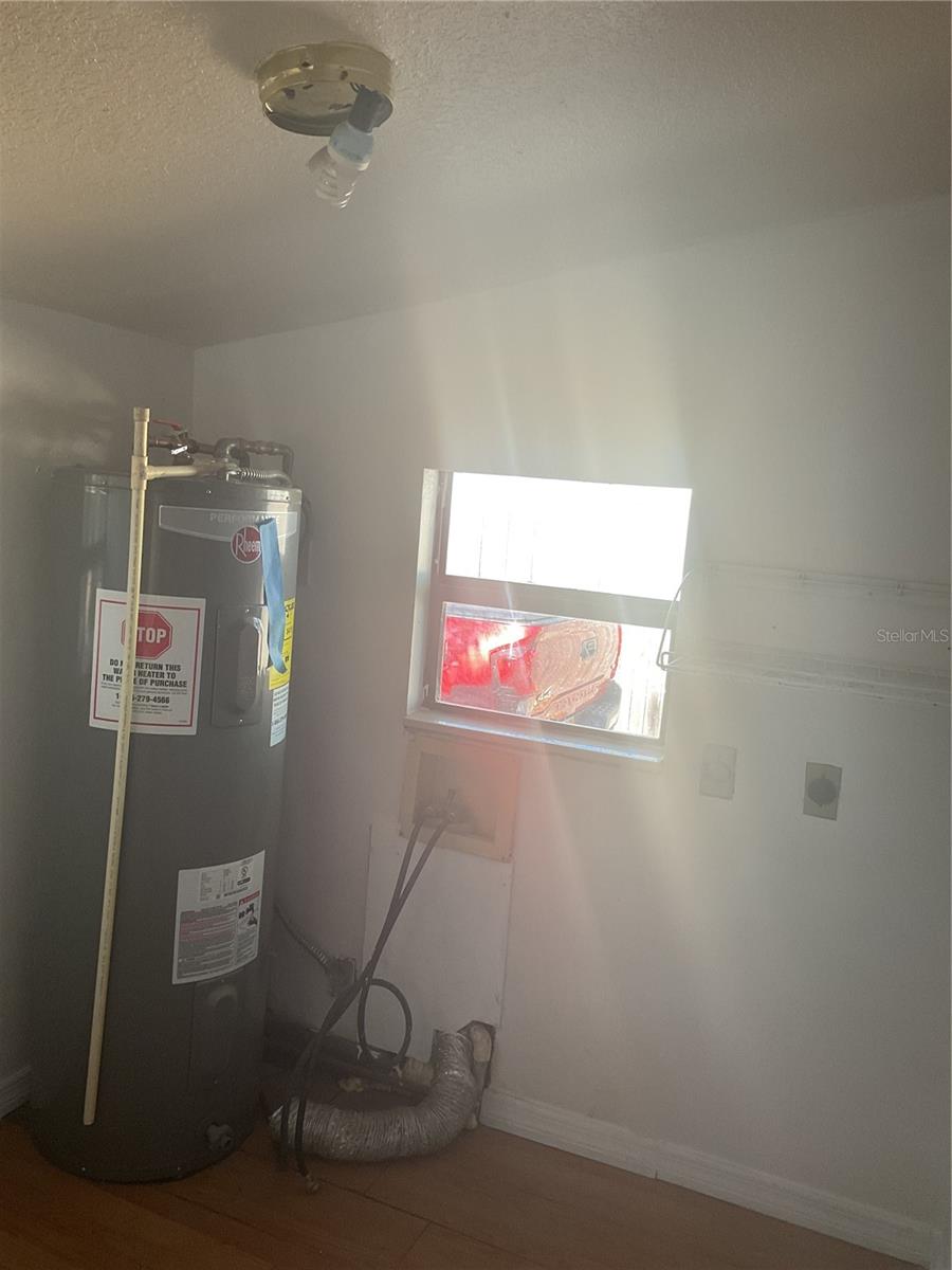 16120 HANNA, LUTZ, FL, 33549