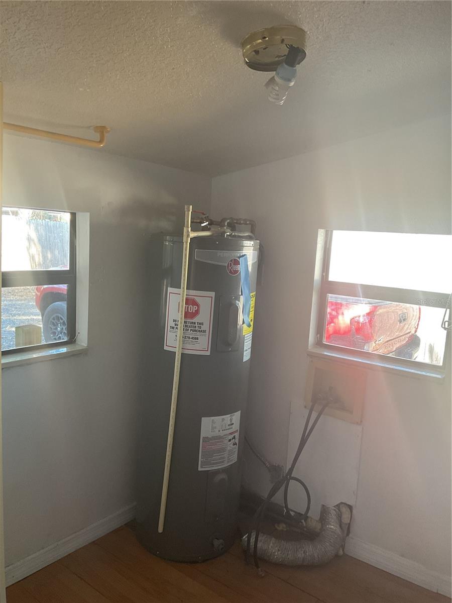 16120 HANNA, LUTZ, FL, 33549