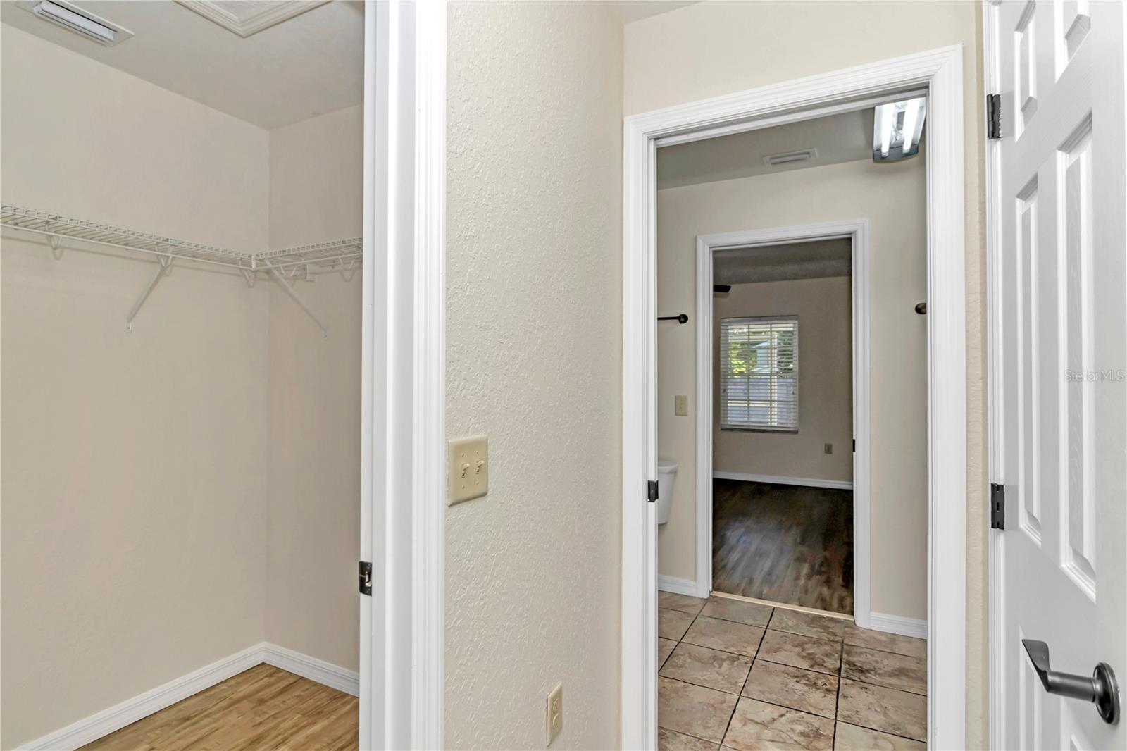 327 NE 8TH AVE, OCALA, FL, 34470